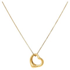 Elsa Peretti Tiffany & Co. Collana con ciondolo a cuore aperto in oro giallo 18 kt.