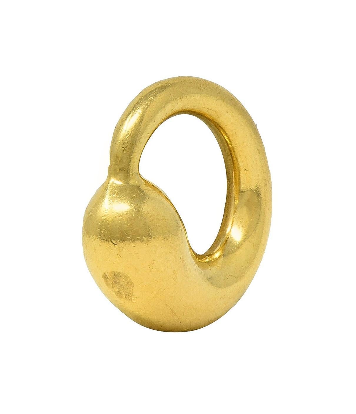 Women's or Men's Elsa Peretti Tiffany & Co. 1990's 18K Yellow Gold Vintage Eternal Circle Pendant