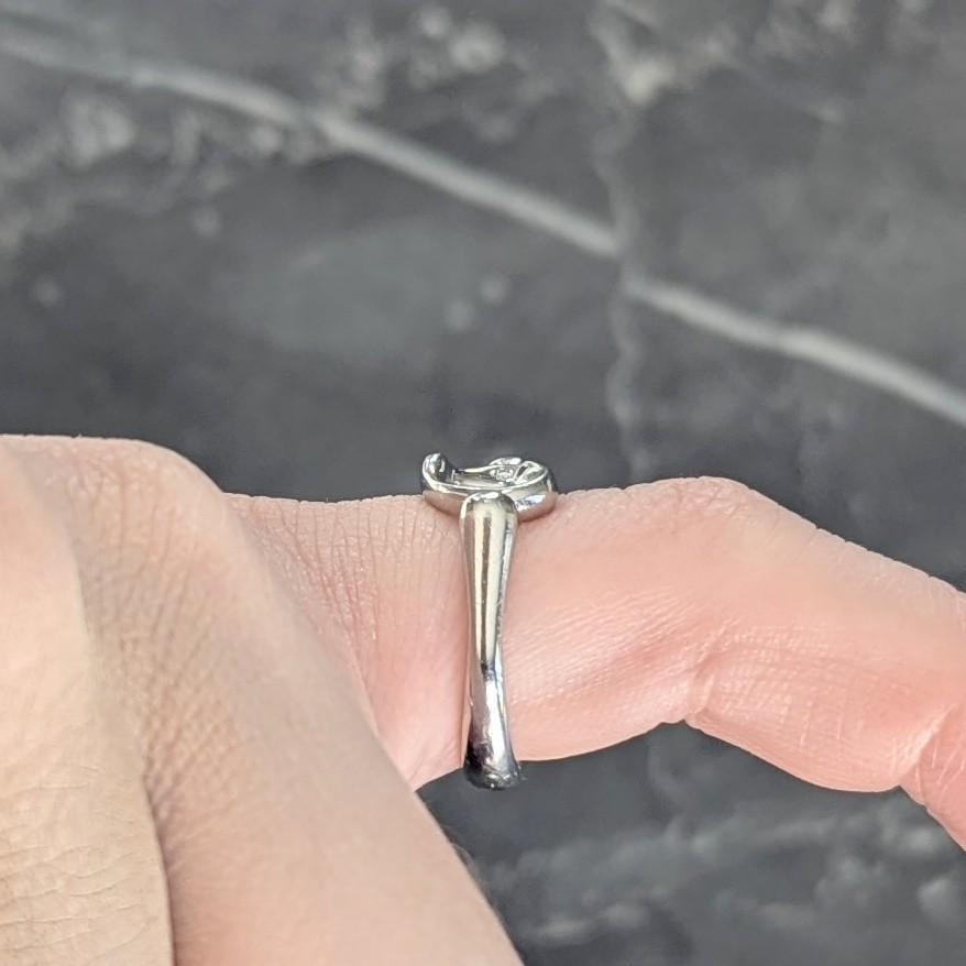 Elsa Peretti for Tiffany & Co. anni '90 Anello a cuore aperto con diamante e platino in vendita 5