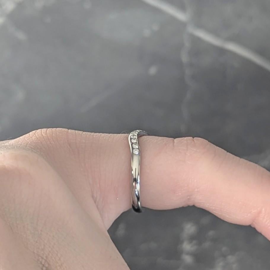 Alianza de boda Elsa Peretti Tiffany & Co. 2003 con contorno de platino y diamantes en venta 7
