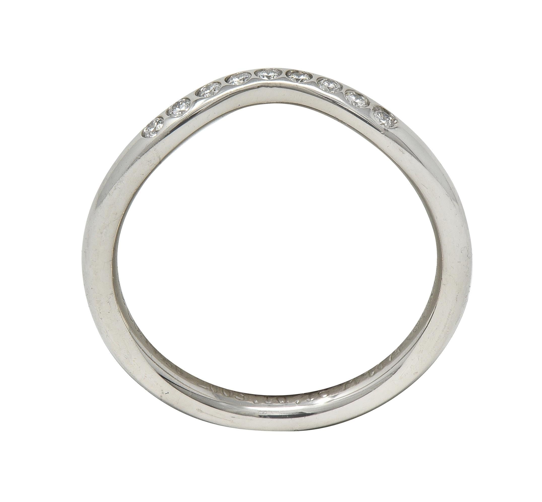 Alianza de boda Elsa Peretti Tiffany & Co. 2003 con contorno de platino y diamantes en venta 4
