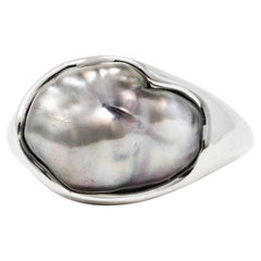 Vintage Elsa Peretti Tiffany & Co. Baroque Tahitian Pearl Platinum Ring