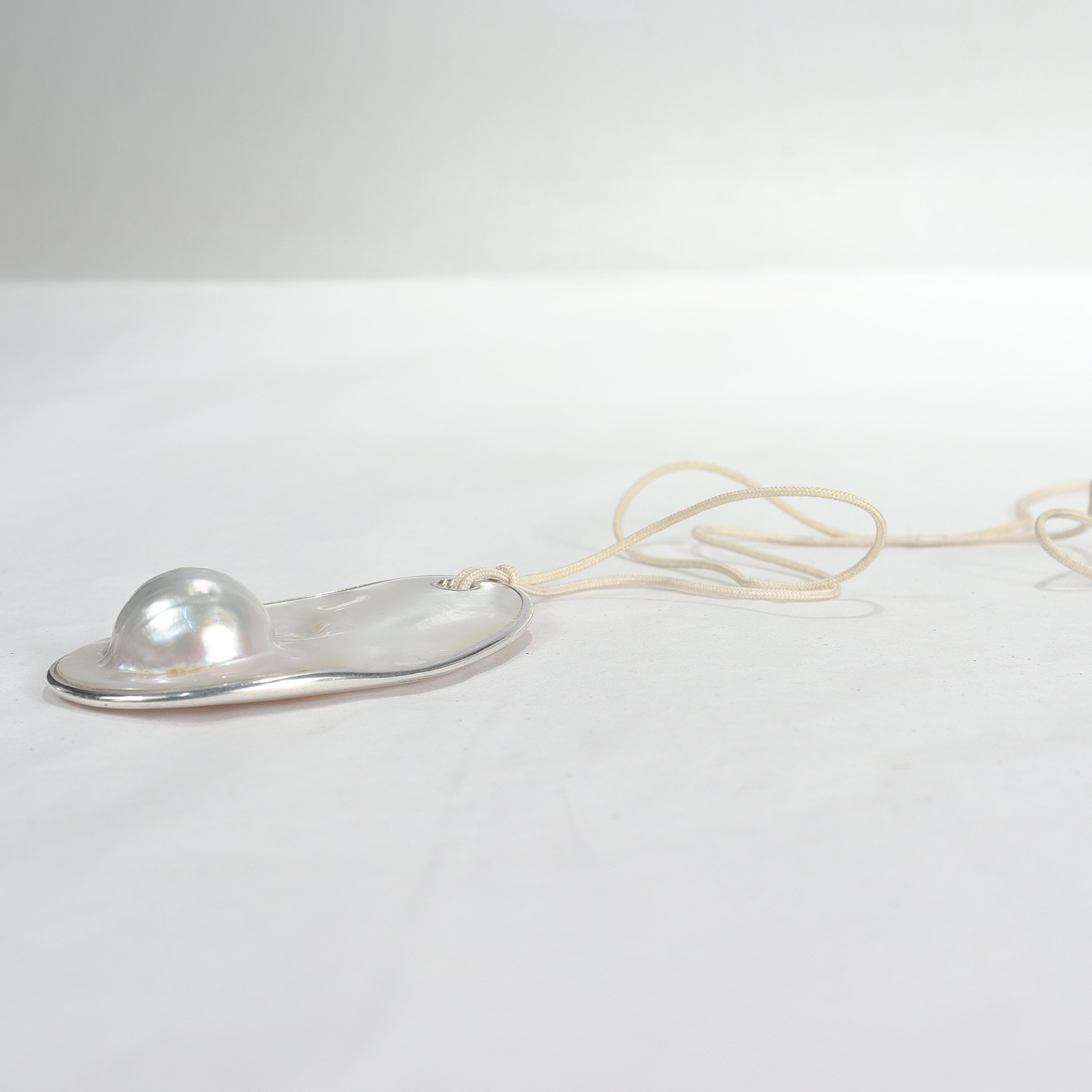 Elsa Peretti, collier pendentif Tiffany & Co en perles et argent sterling Bon état à Philadelphia, PA