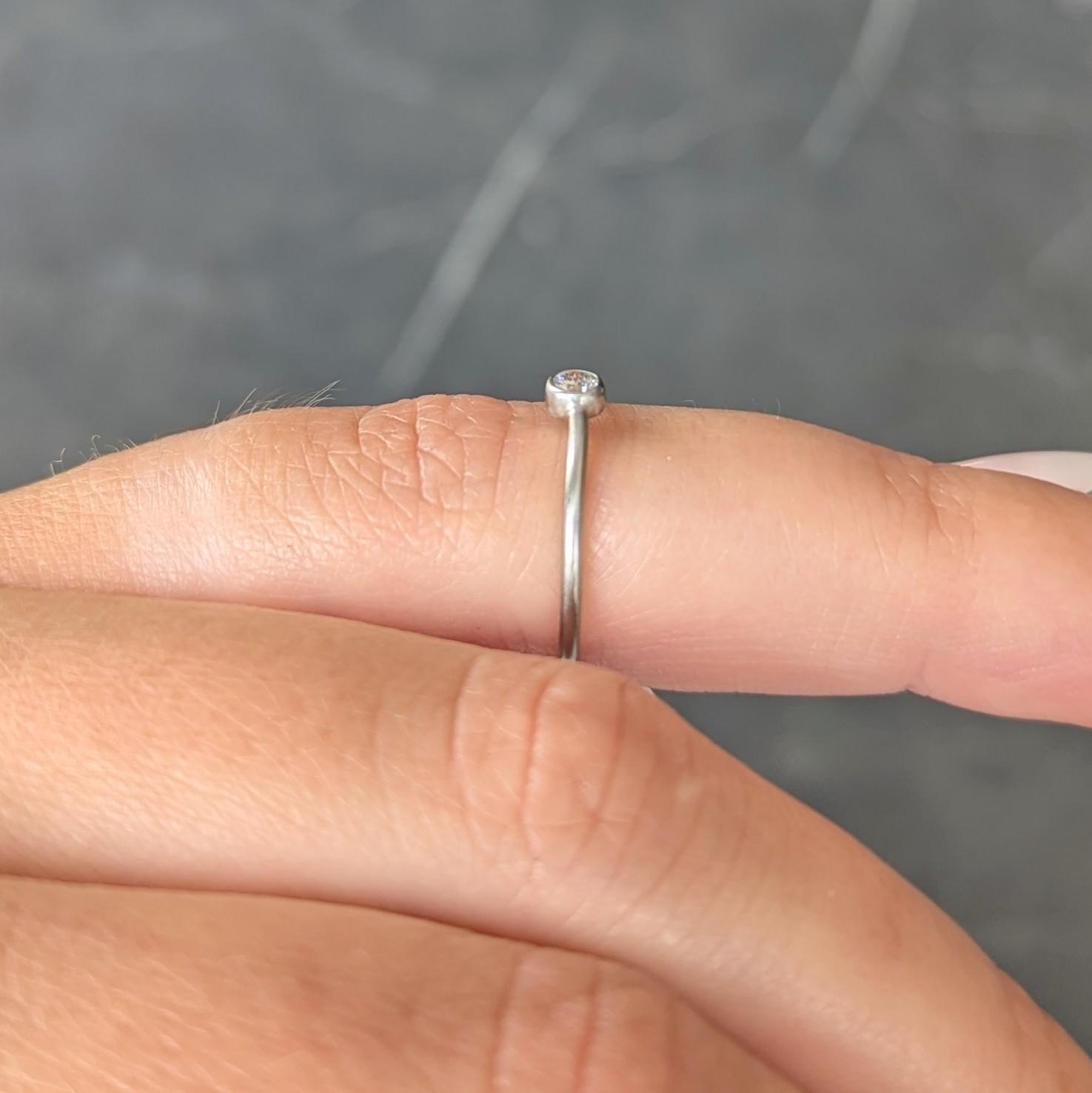 Elsa Peretti for Tiffany & Co. Anello di fidanzamento solitario con castone in platino e diamante in vendita 3