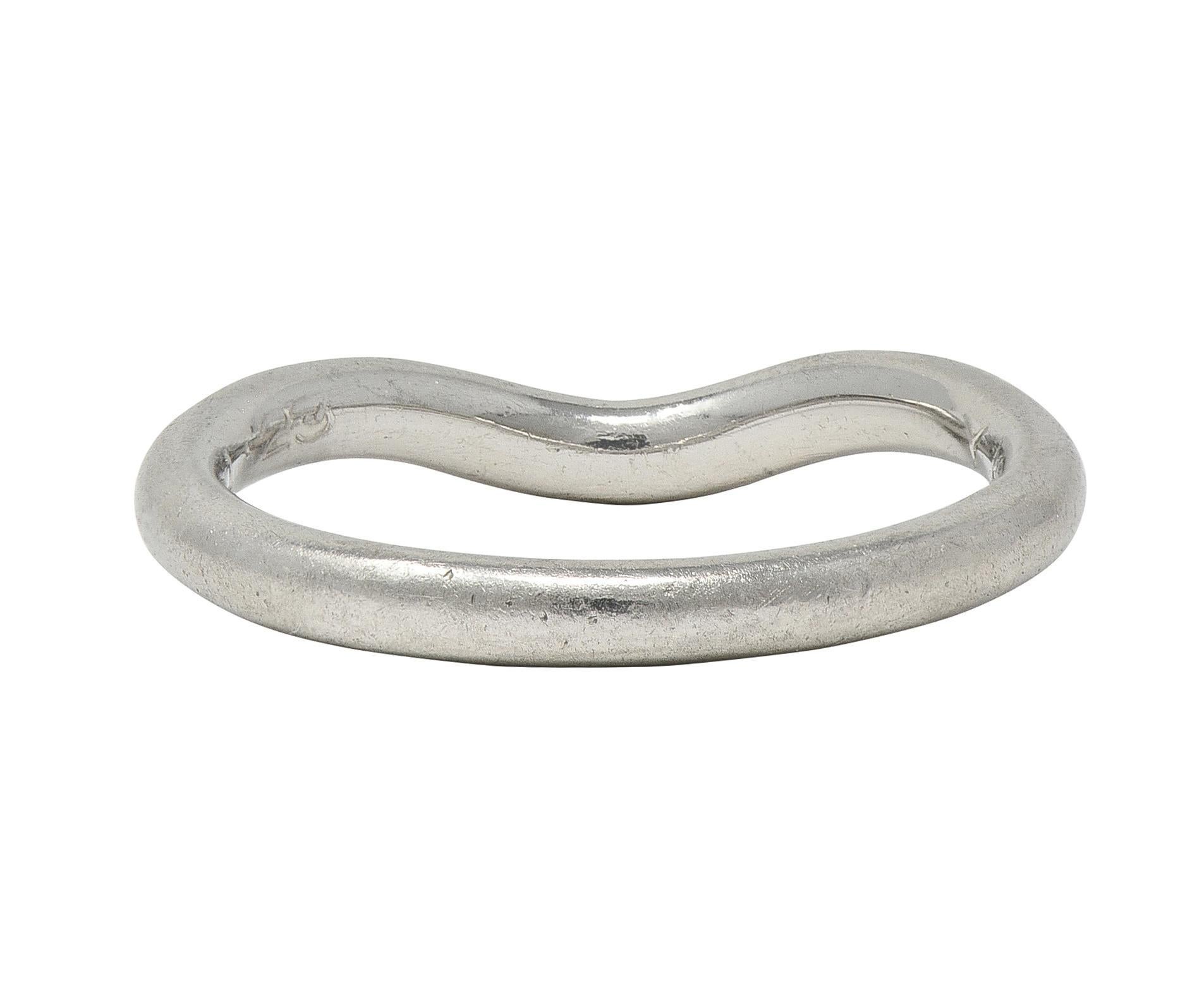 Elsa Peretti Tiffany & Co. Diamond Platinum Vintage Contour Wedding Band Ring In Excellent Condition For Sale In Philadelphia, PA
