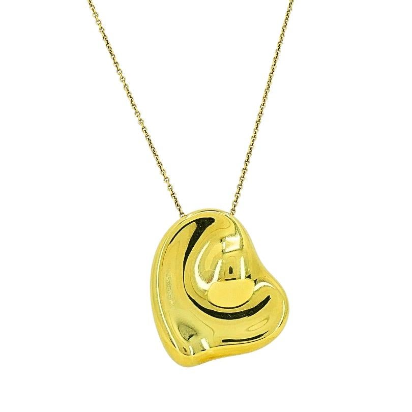 Elsa Peretti Tiffany & Co. Heart  Pendant 18K Gold  Necklace In Excellent Condition In Beverly Hills, CA