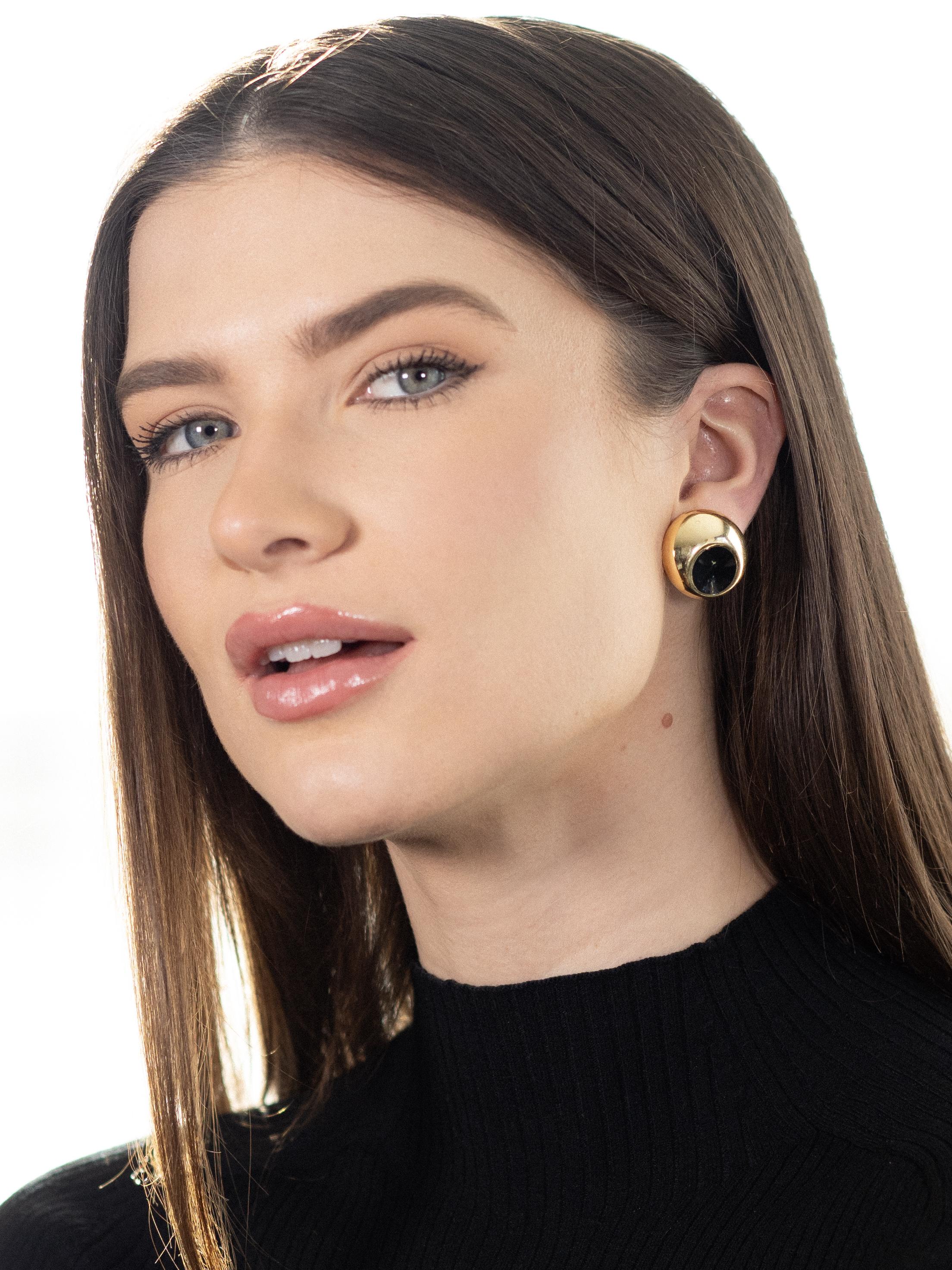 Uncut Elsa Peretti Tiffany & Co. Onyx 18 Karat Gold Thumbprint Ear-Clip Earrings For Sale