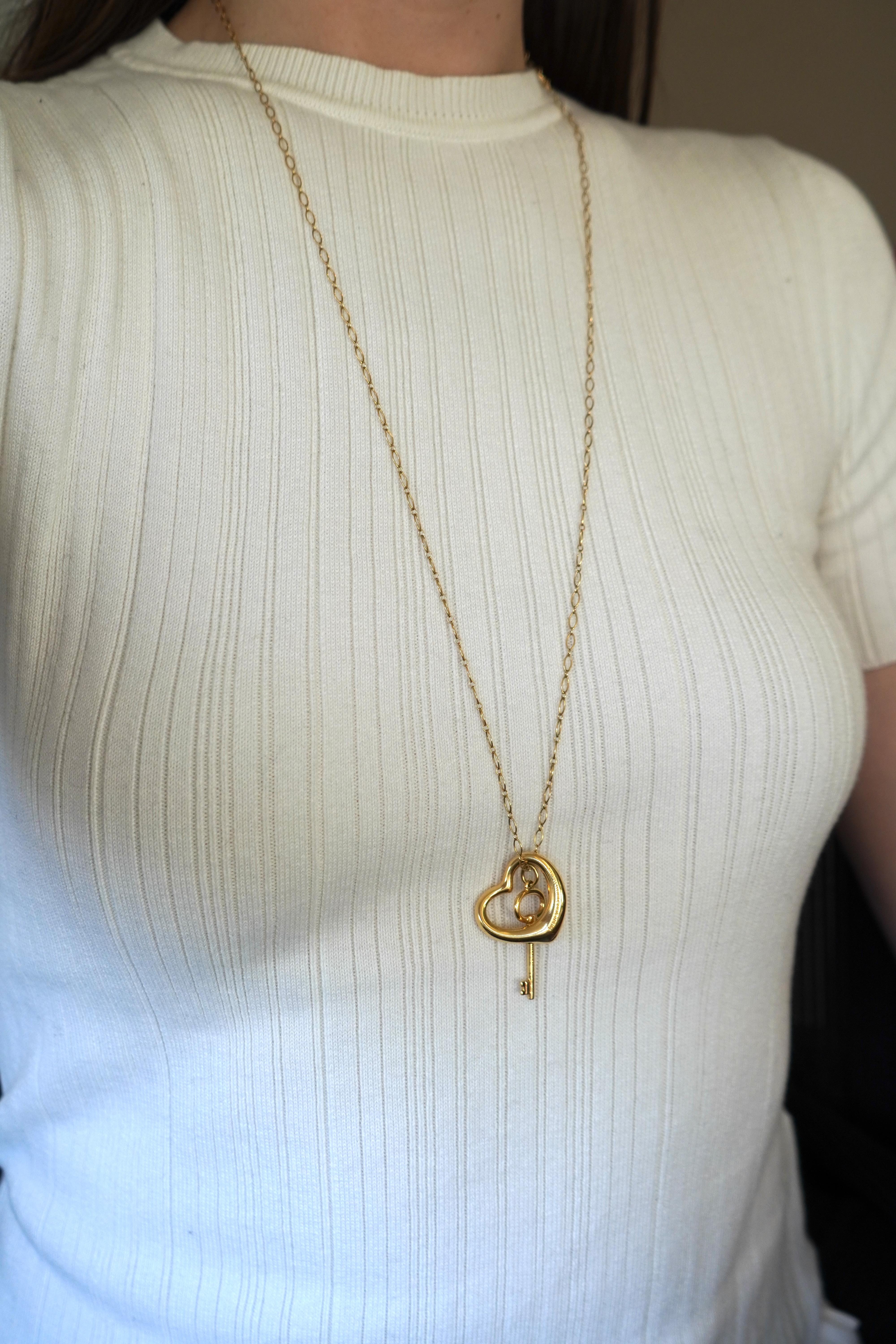 Elsa Peretti for Tiffany & Co. Collana con ciondolo a forma di cuore aperto in vendita 7