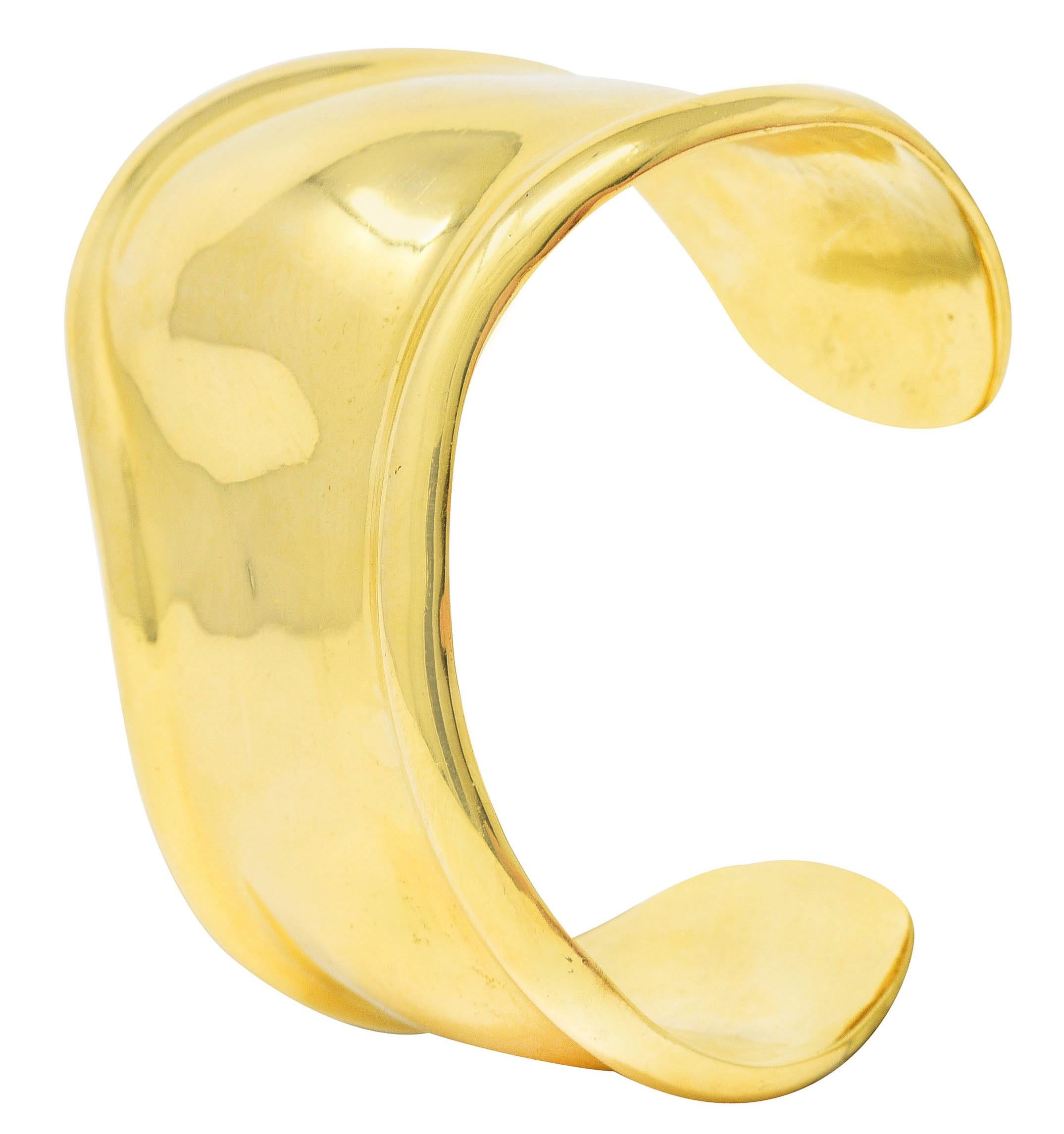 Women's or Men's Elsa Peretti Tiffany & Co. Vintage 18 Karat Yellow Gold Bone Cuff Bracelet