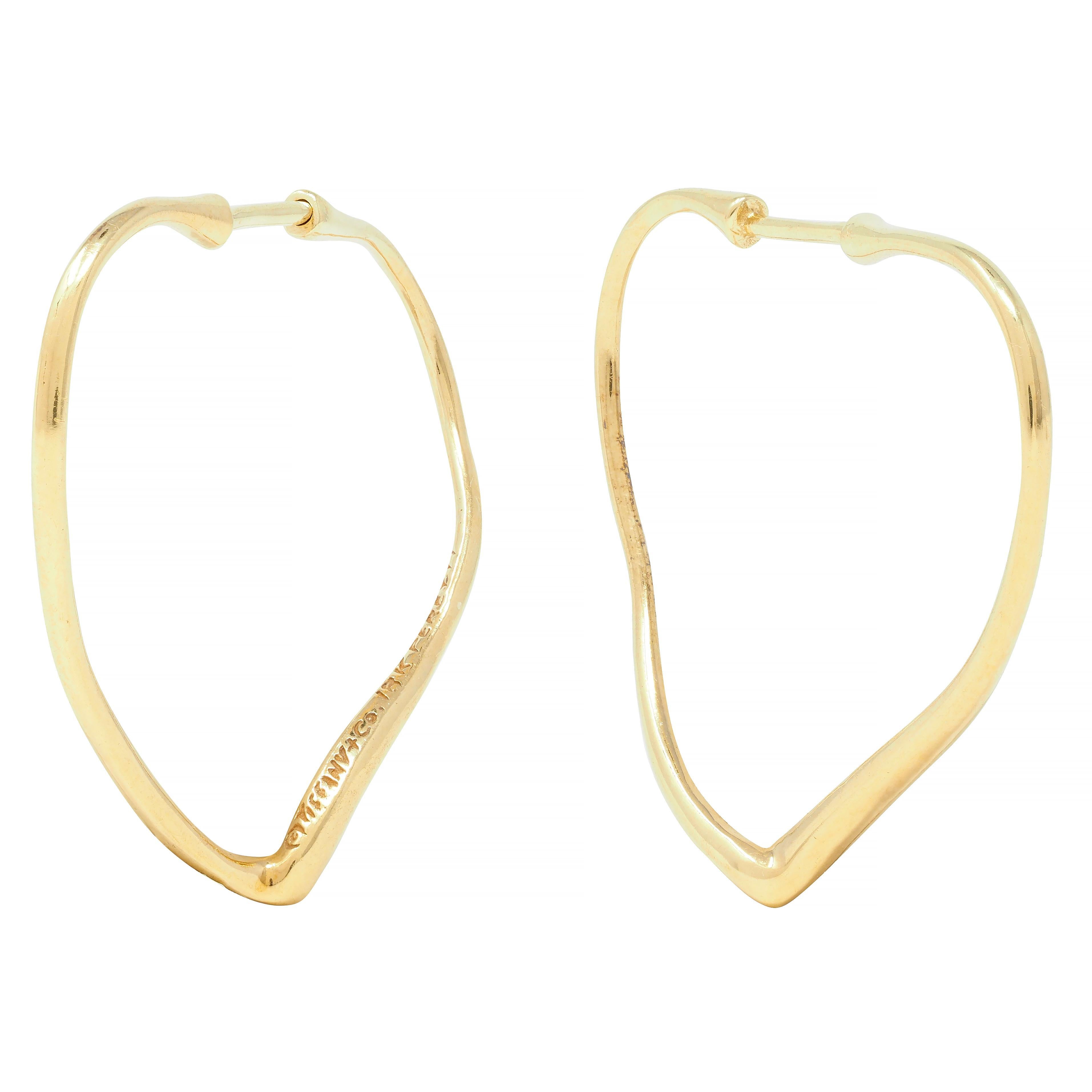 Women's or Men's Elsa Peretti Tiffany & Co. Vintage 18 Karat Yellow Gold Open Heart Hoop Earrings For Sale