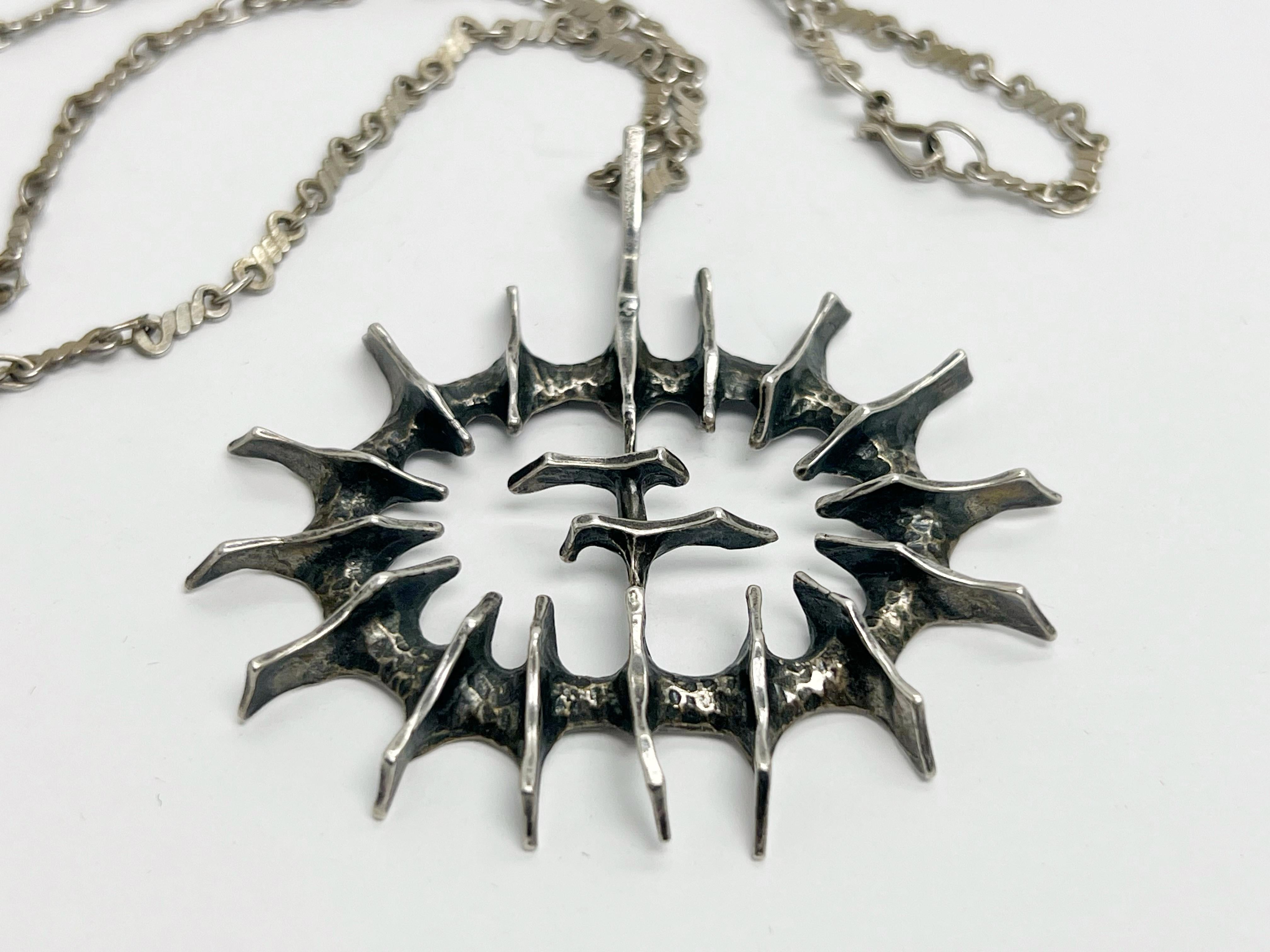 Norwegian Else and Paul Norway Studio Sterling Brutalist Modernist Chain and Pendant For Sale