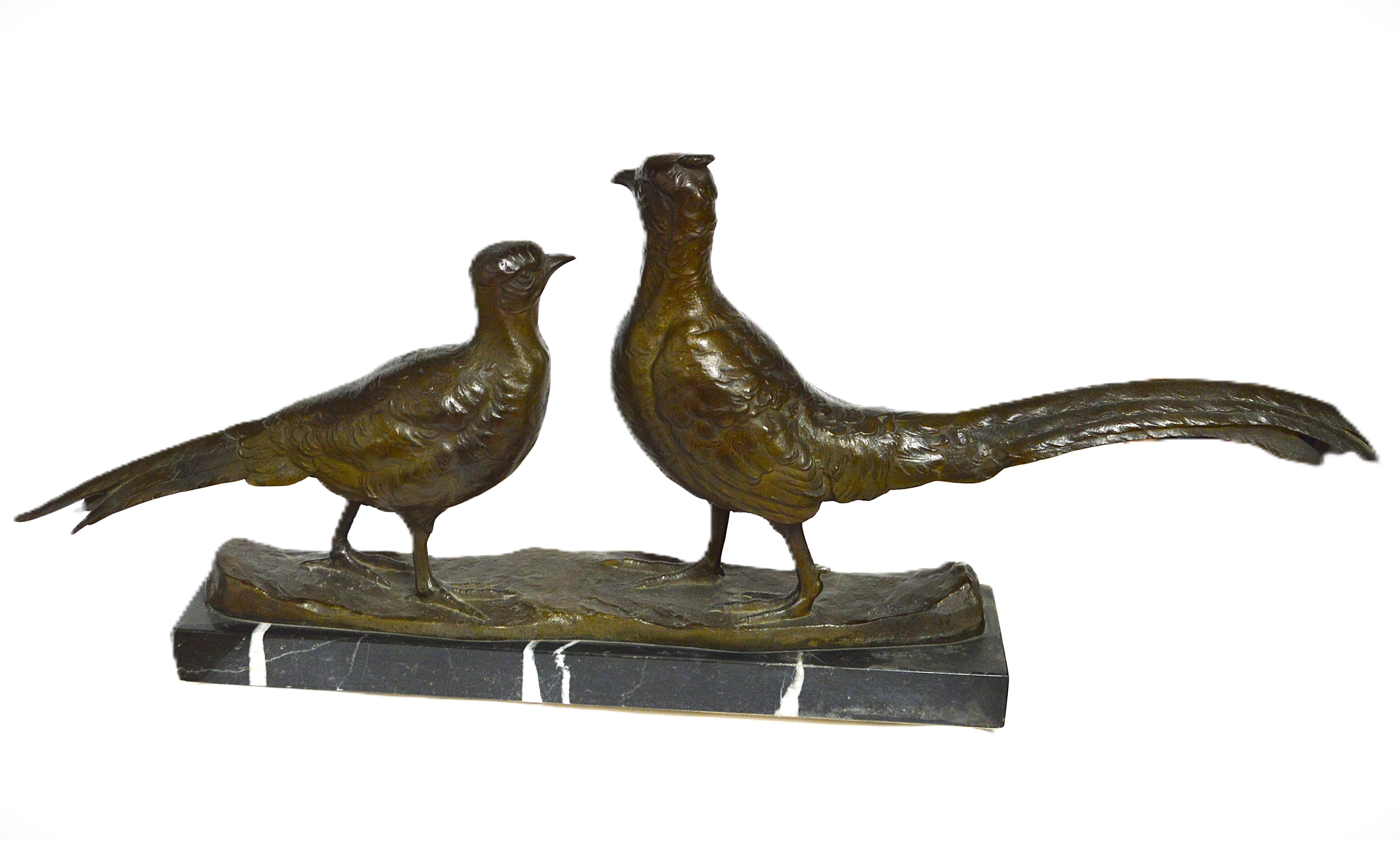 Else FÜRST (1873-1943), Fasane Foundry stamp of the Berlin foundry Kraas - Gold Figurative Sculpture by Else Fürst