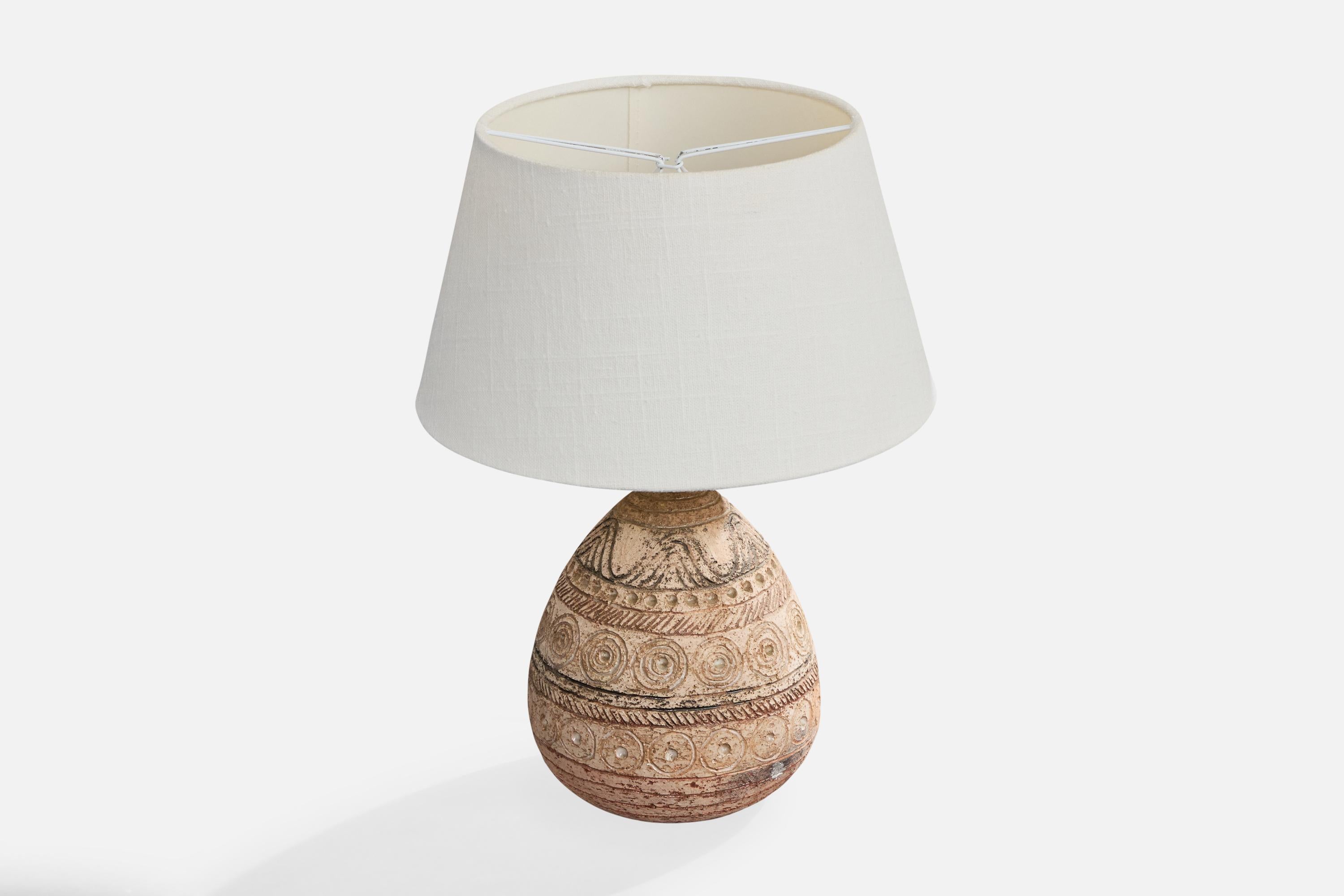 Mid-Century Modern Elsi Borelius, Table Lamp, Ceramic, Brass, Sweden, 1970s For Sale