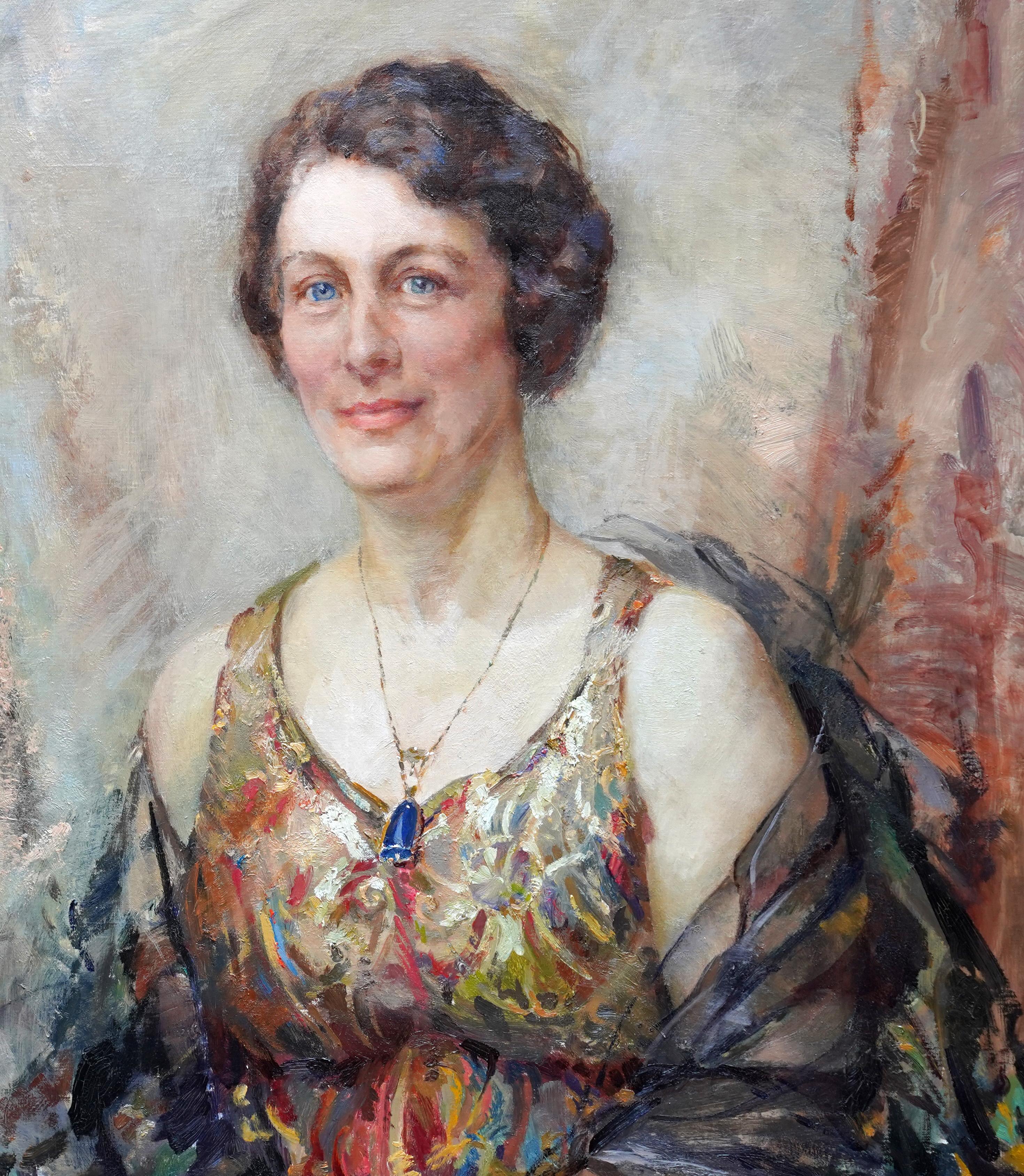 Ce magnifique portrait à l'huile de style Art déco est l'œuvre de l'artiste britannique Elsie March. Elsie était l'une des neuf frères et sœurs, dont huit sont devenus des artistes. Bien qu'Elsie se soit par la suite davantage consacrée à la