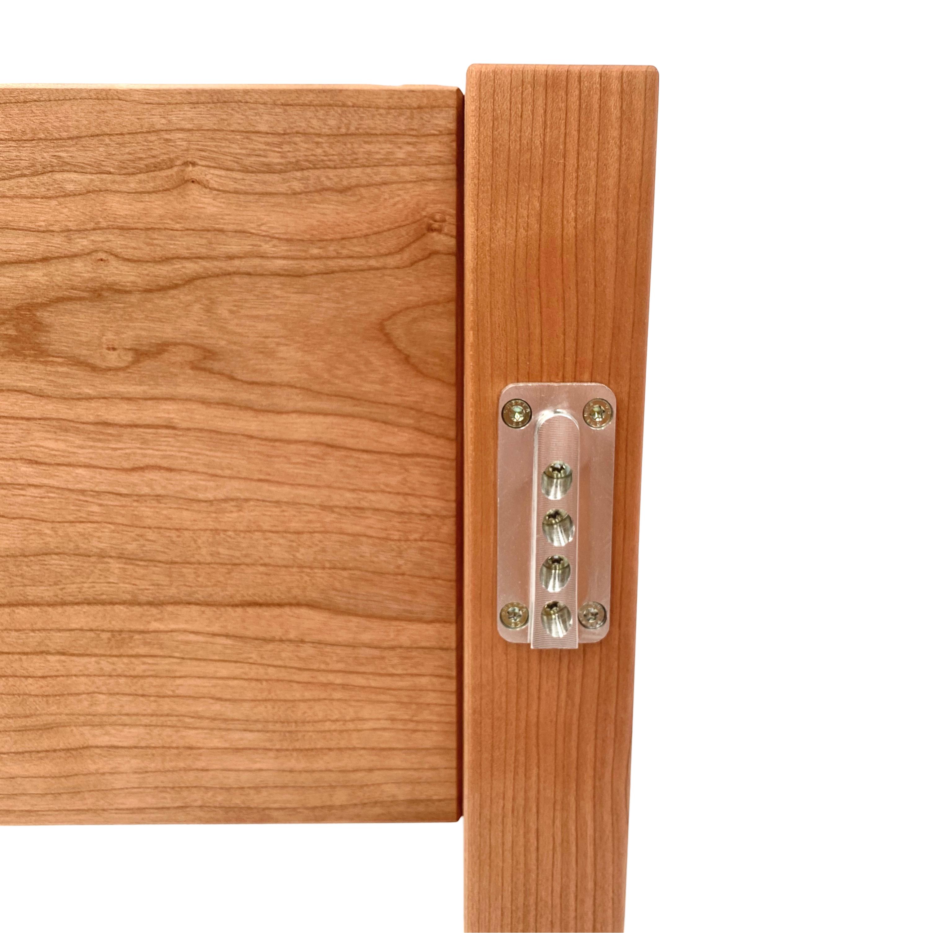 Cama Elsley, Madera de cerezo, Somier, Respaldo inclinado, King en venta 2