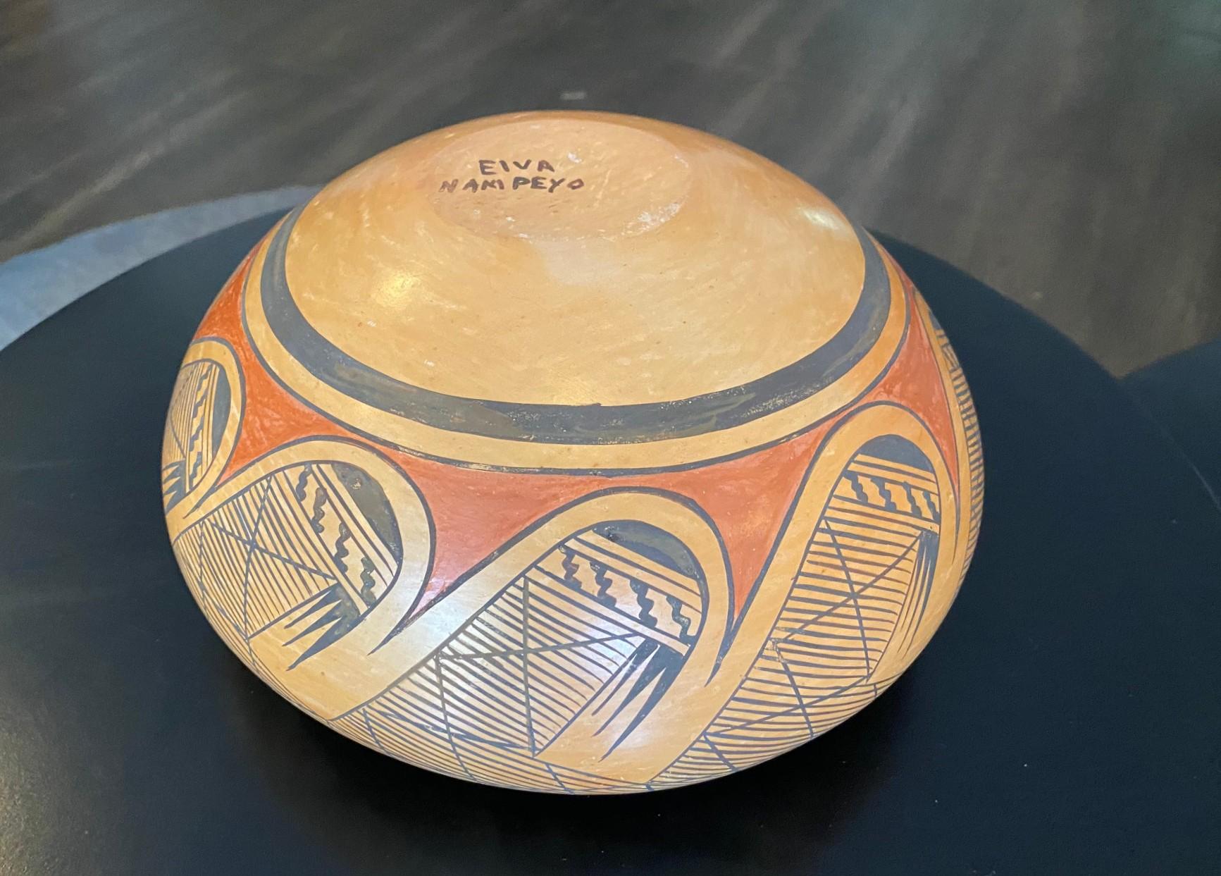 Elva Nampeyo firmata Nativi Americani Indiani Hopi Tewa Pueblo Vaso Ciotola in Ceramica in vendita 3