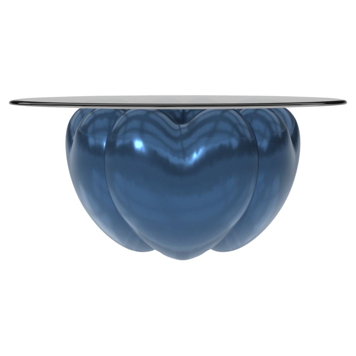Eje-Design celebrates the universal symbol of love. This sculptural and symbolic creation from the Eje-Design house, as refined as it is poetic, aspires to a world of beauty, love and originality.

Made up of 5 intertwined hearts, the foot of this