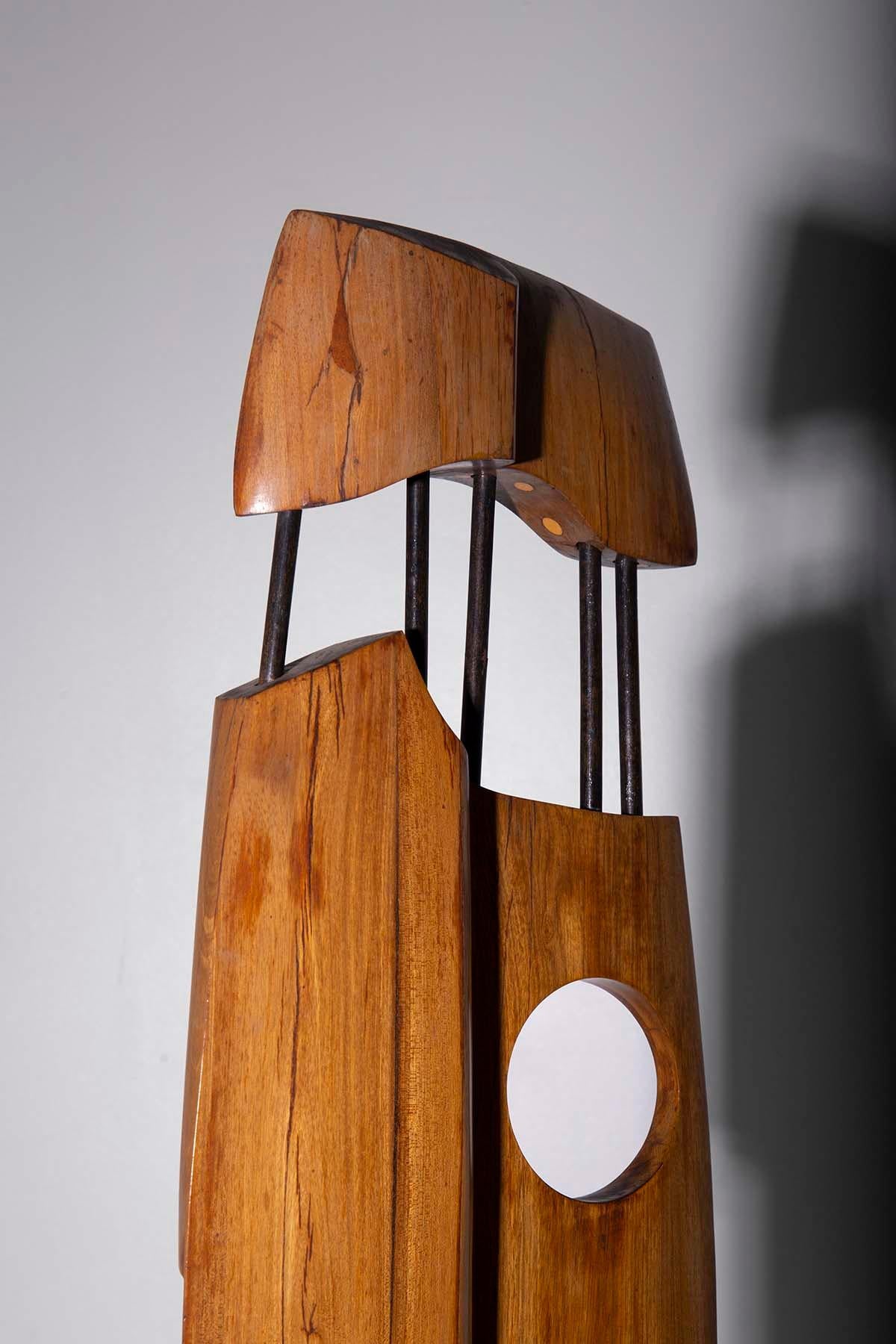 Elvio Becheroni Abstract wooden sculpture: Title Totem For Sale 1