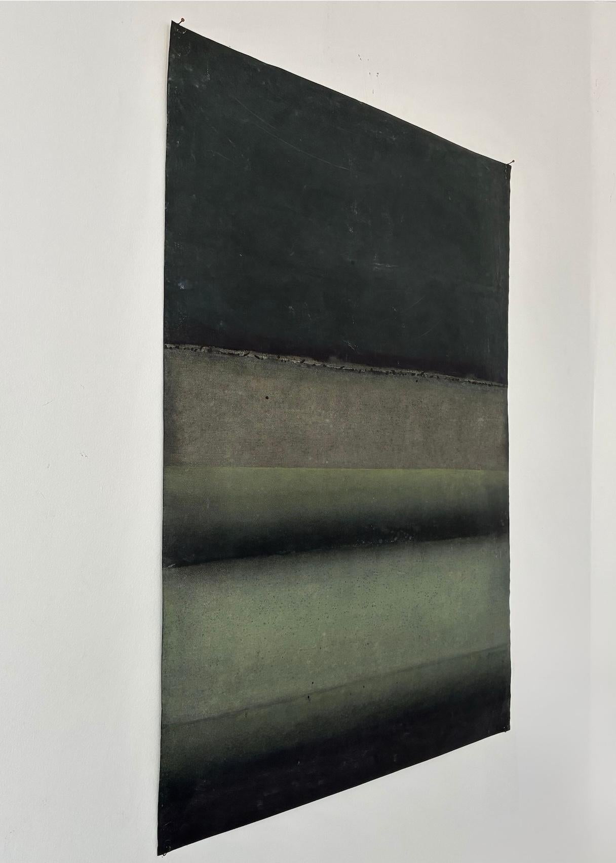 Untitled XIX (Abstract, medium size) is a unique oil on free-standing canvas painting by contemporary artist Ferle, dimensions are 100 cm x 70 cm (39.4 × 27.6 in). The artwork is signed, sold unframed and comes with a certificate of authenticity.