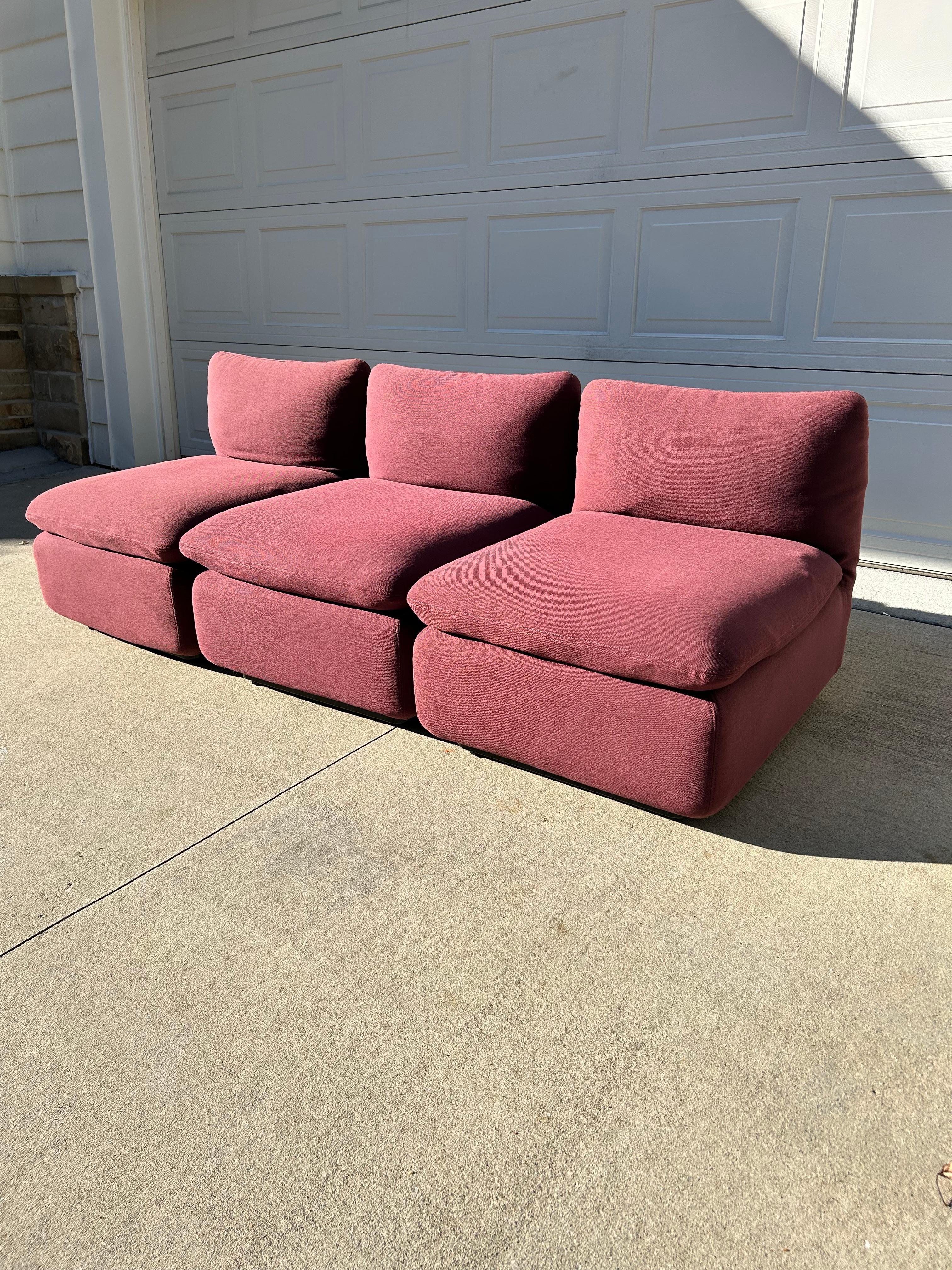 Post-Modern Elysee Ganging Sofa by Steelcase circa 1980s For Sale