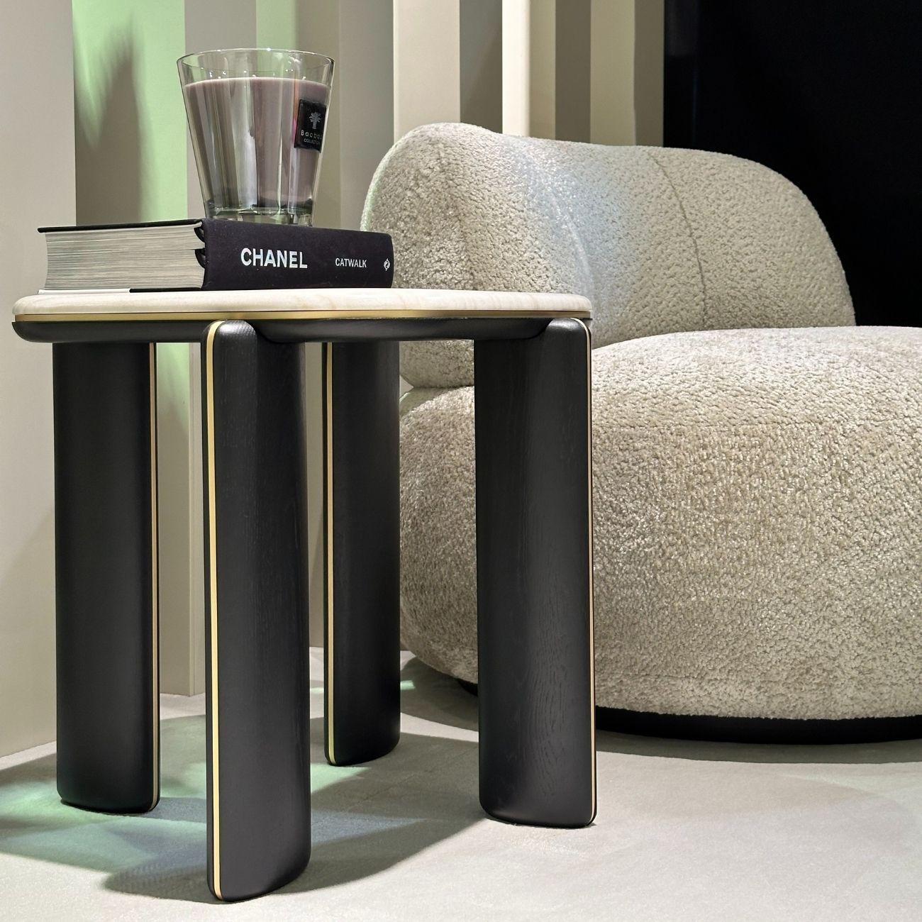 Laqué Table d'appoint The Moderns en vente