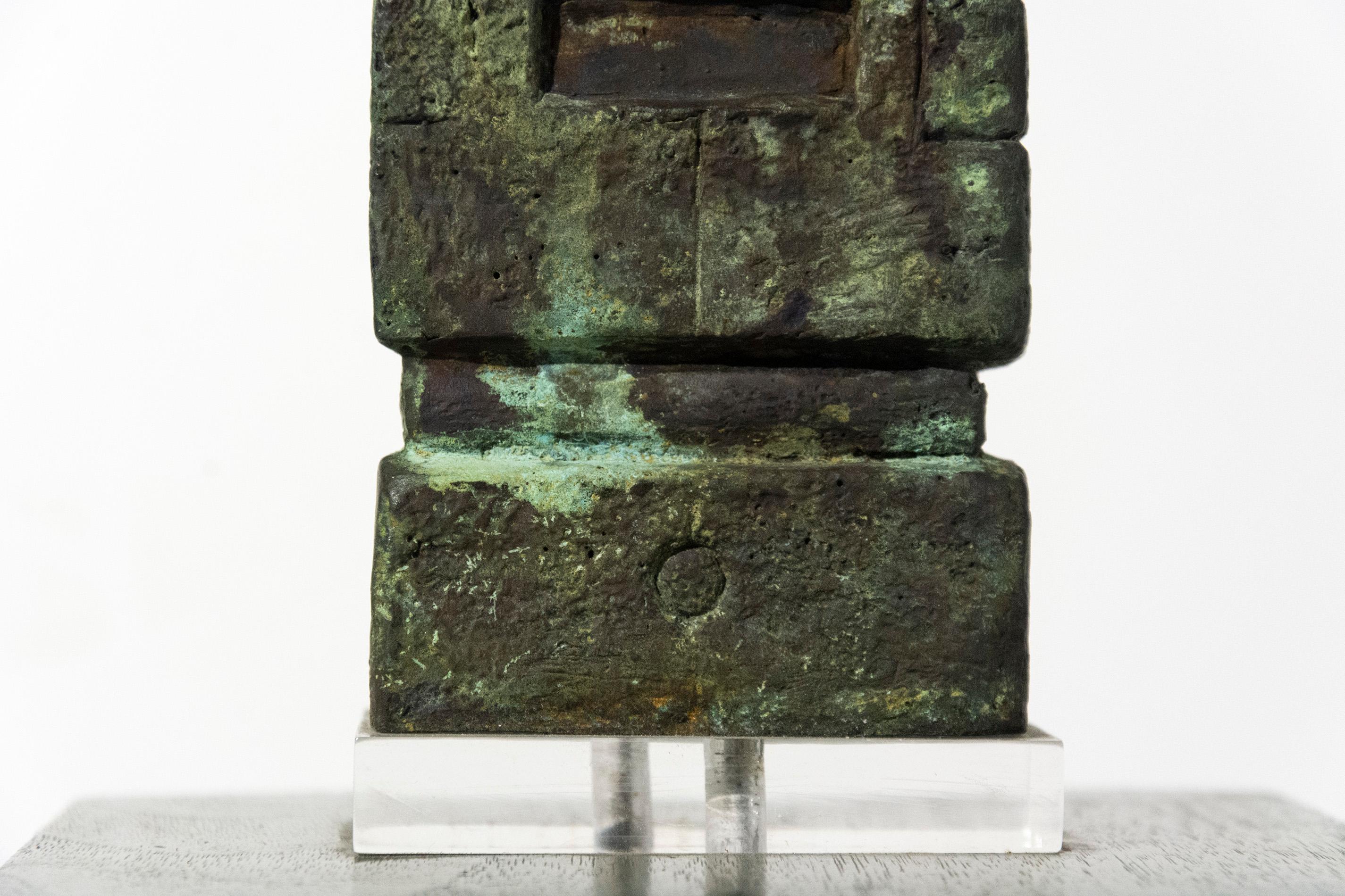 Dinast -  escultura moderna, abstracta, totémica, de bronce en venta 5