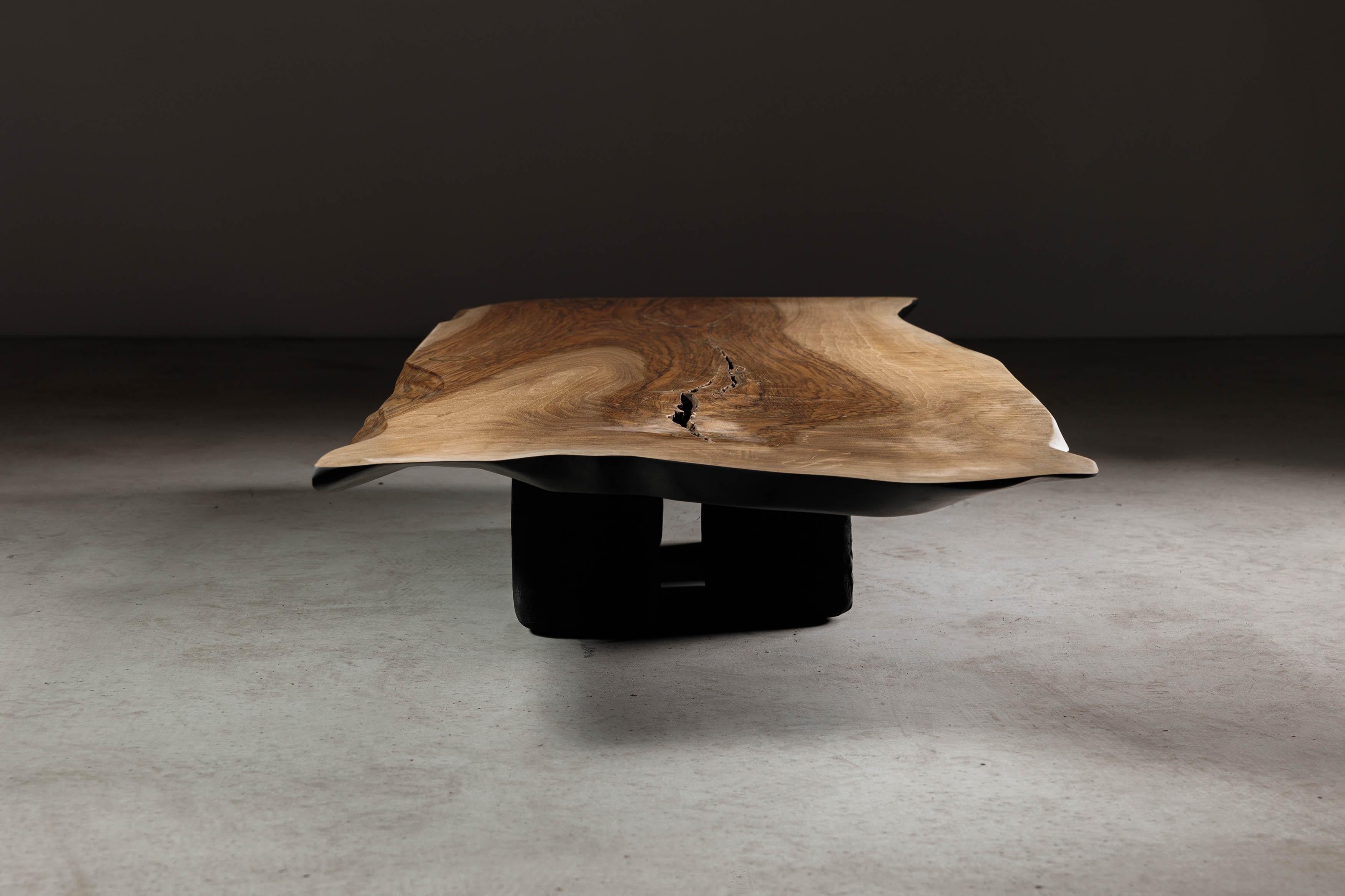 Postmoderne Table basse EM109 d'Eero Moss en vente