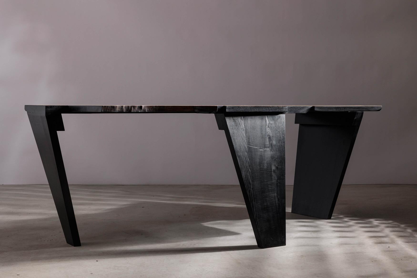 Post-Modern EM207 Desk by Eero Moss For Sale