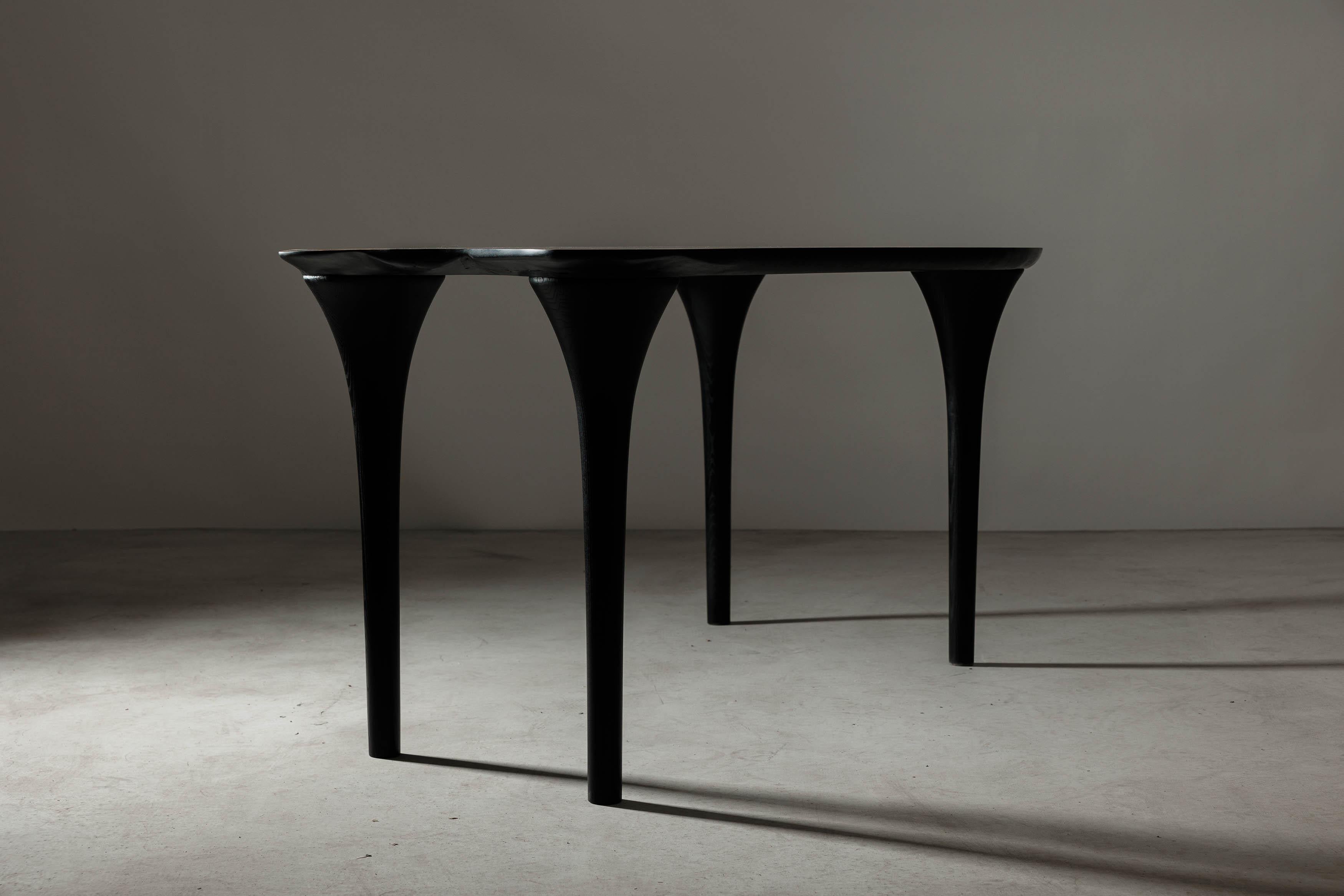 Em212 Dining Table by Eero Moss In New Condition For Sale In Geneve, CH
