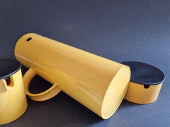 EM77 Vacuum jug by Erik Magnussen for Stelton  Set in orange Danish design