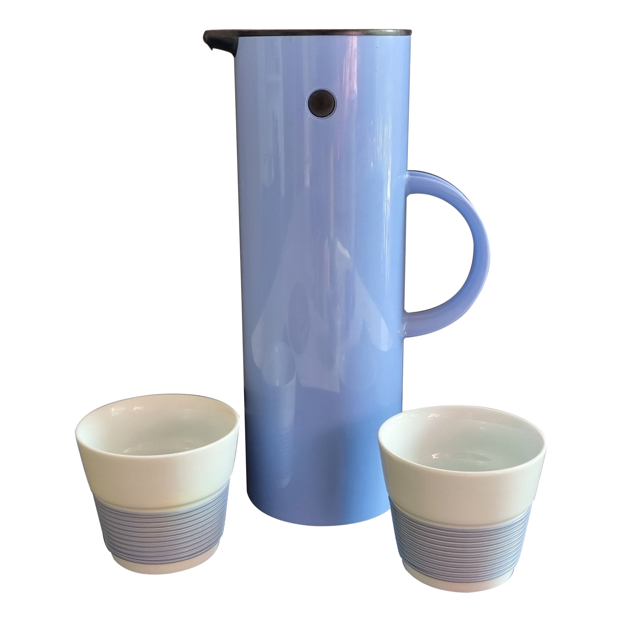 EM77 Vacuum jug by Erik Magnussen for Stelton  Set in powder blue Danish design For Sale