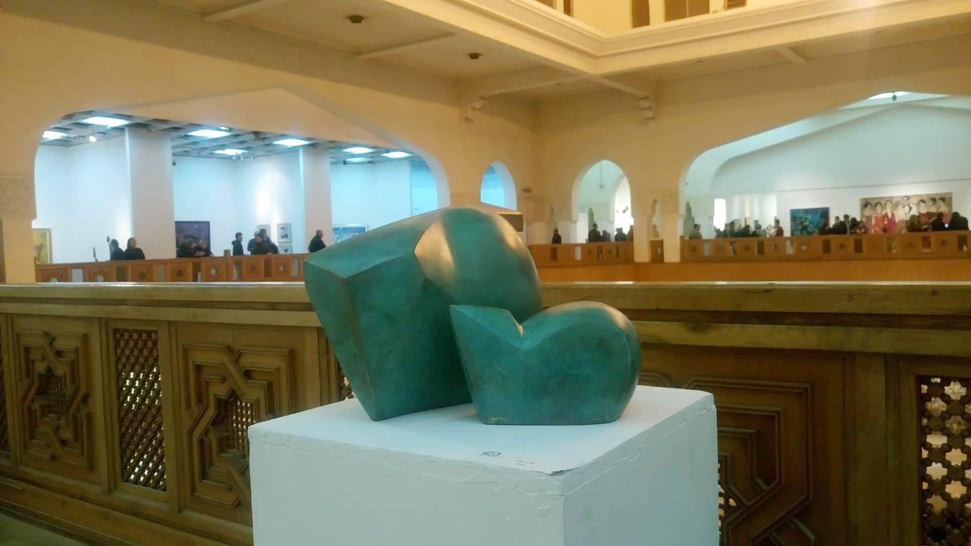 Scultura astratta in bronzo 
