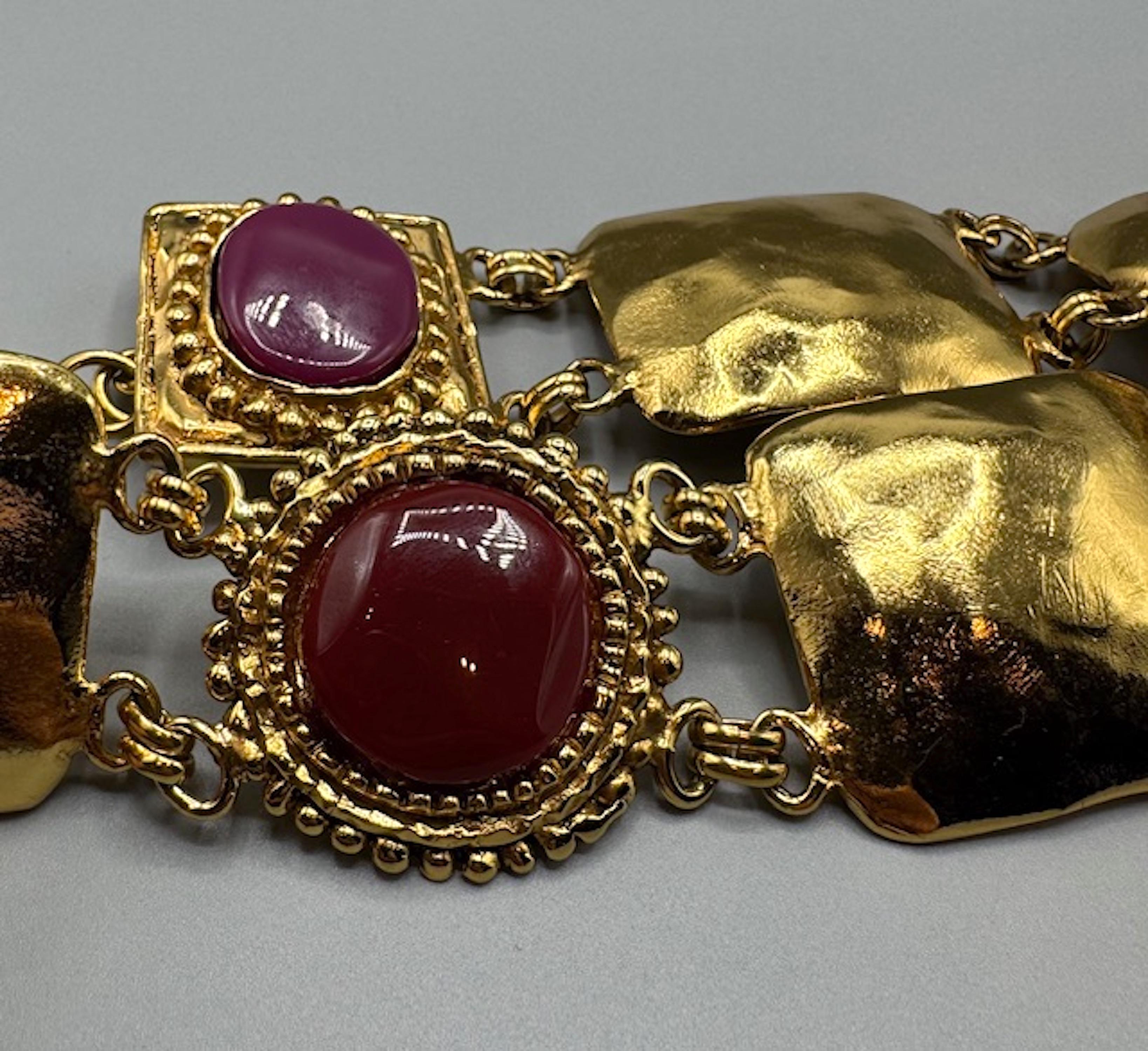 Emanuel Ungaro 1980s Gold Link and Glass Cabochon Belt For Sale 12