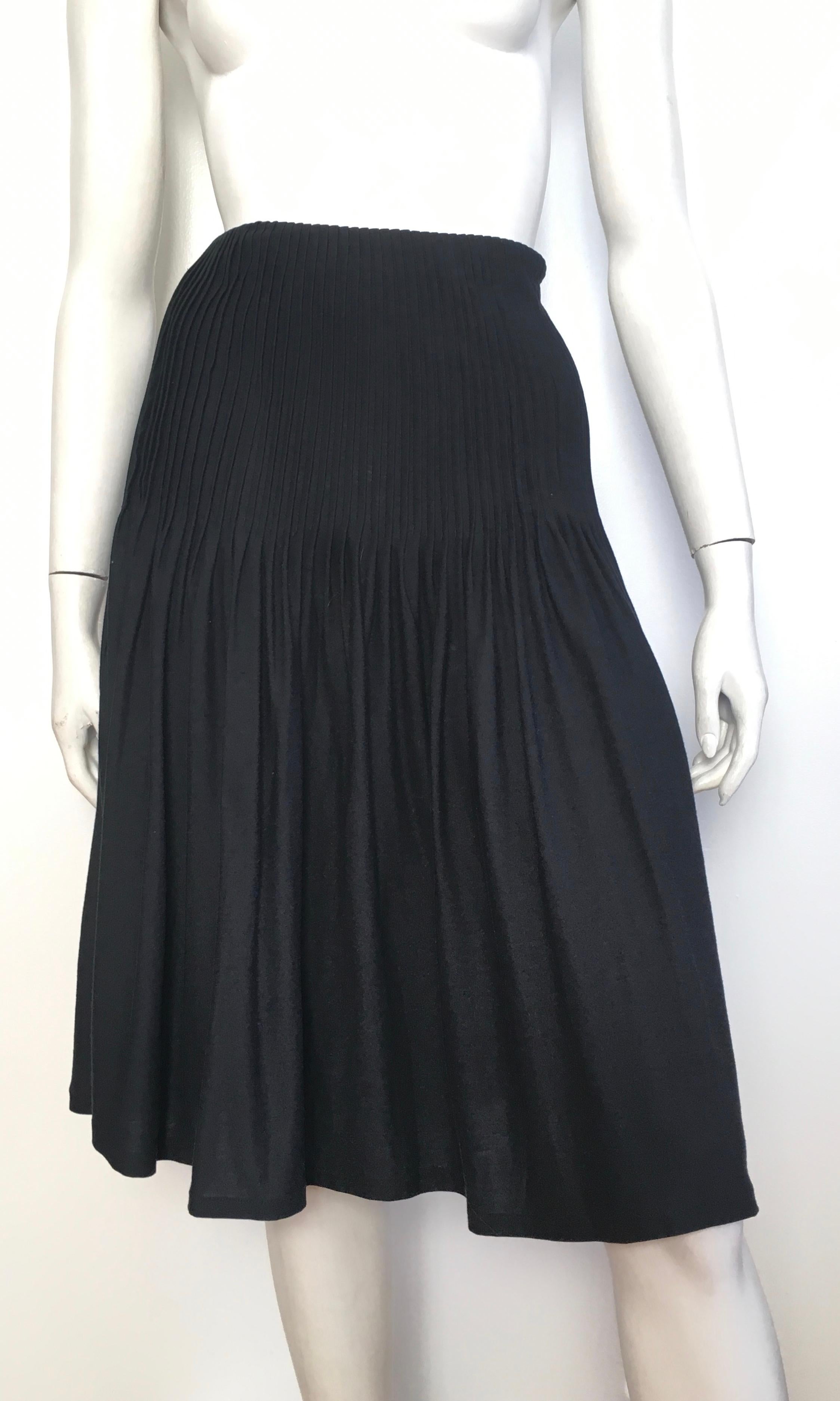 Emanuel Ungaro 1990s Silk & Cotton Pleated Black Skirt Size 10. For Sale 7