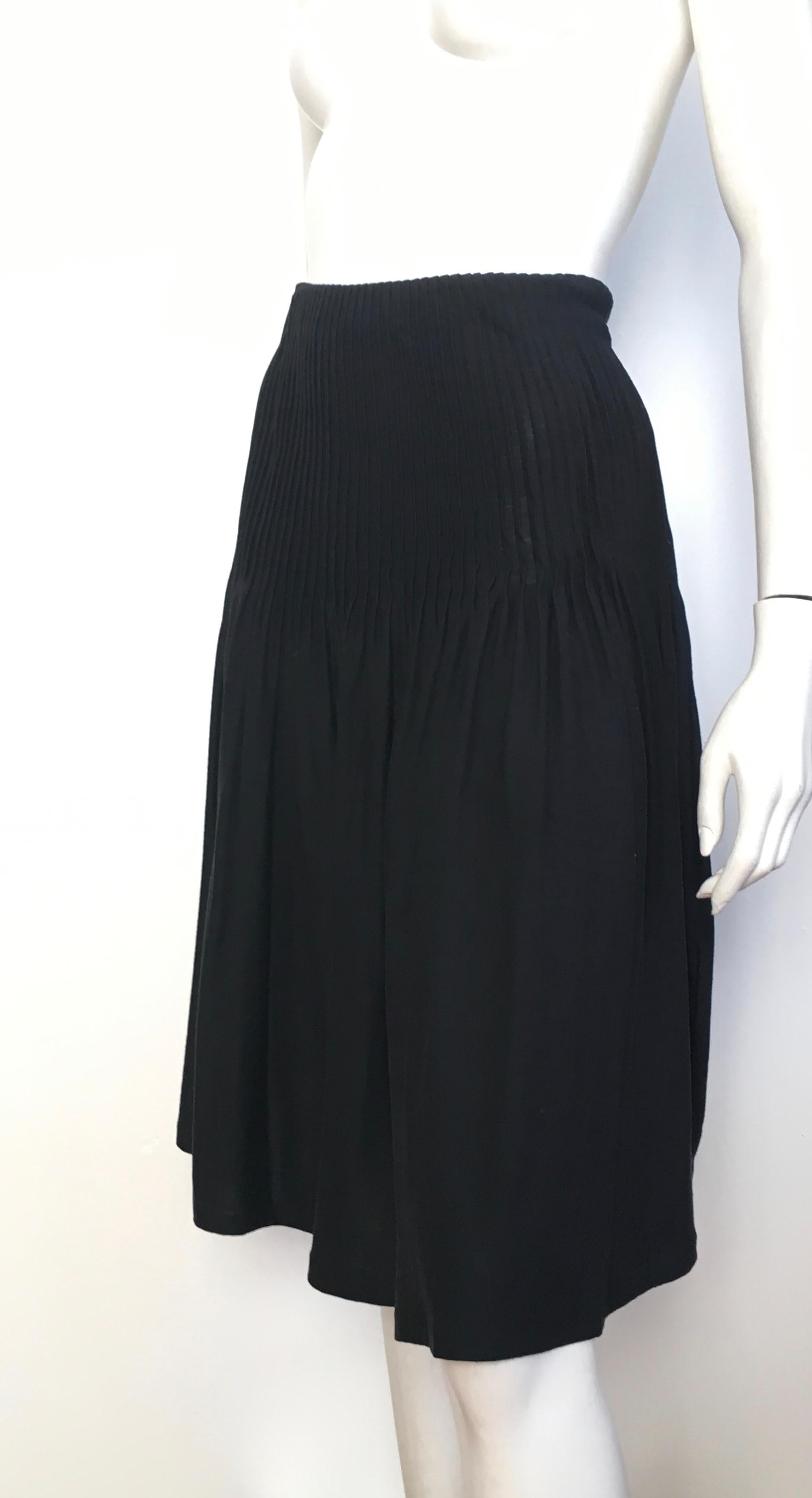Emanuel Ungaro 1990s Silk & Cotton Pleated Black Skirt Size 10. For Sale 9