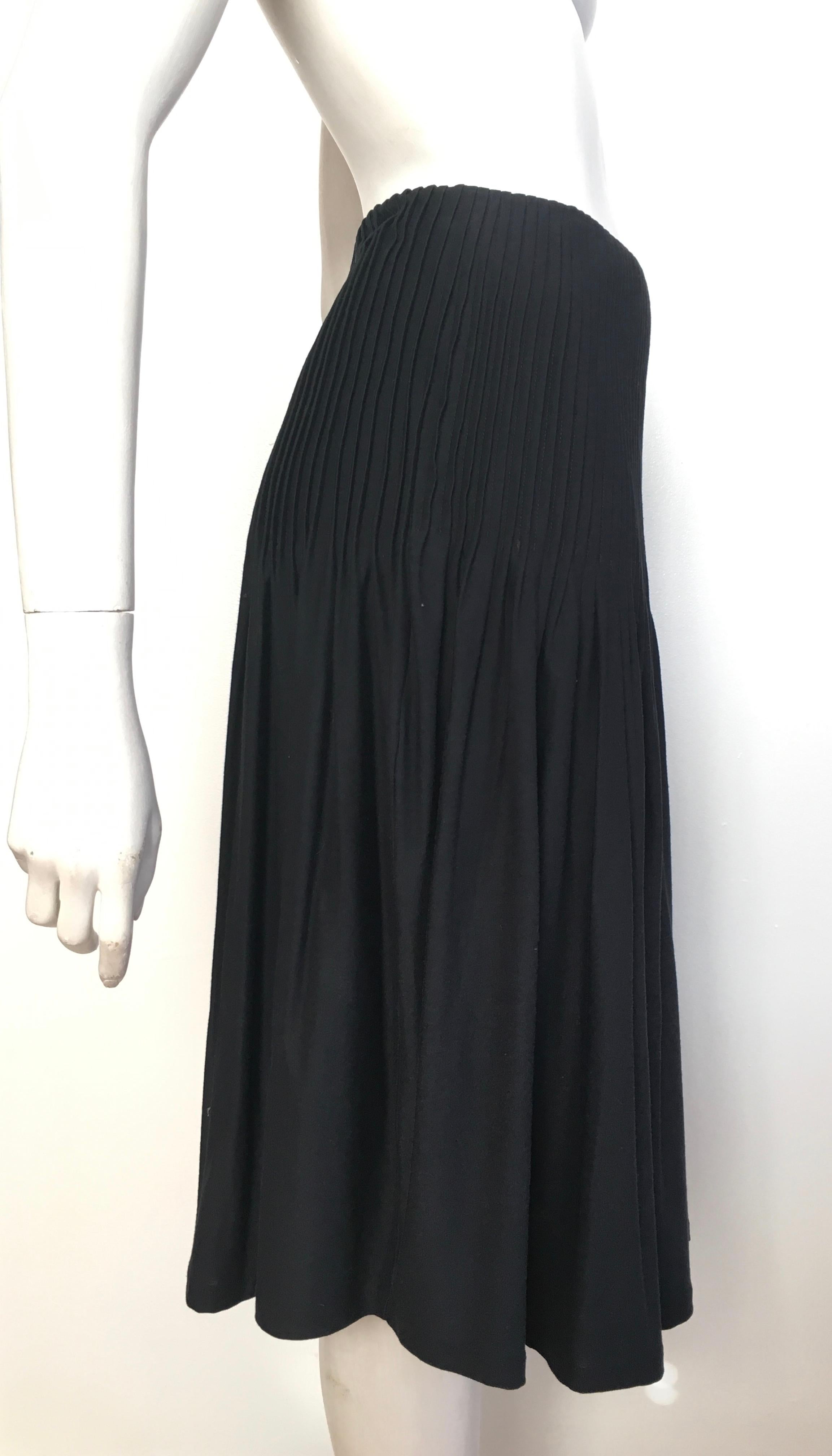 Emanuel Ungaro 1990s Silk & Cotton Pleated Black Skirt Size 10. For Sale 2
