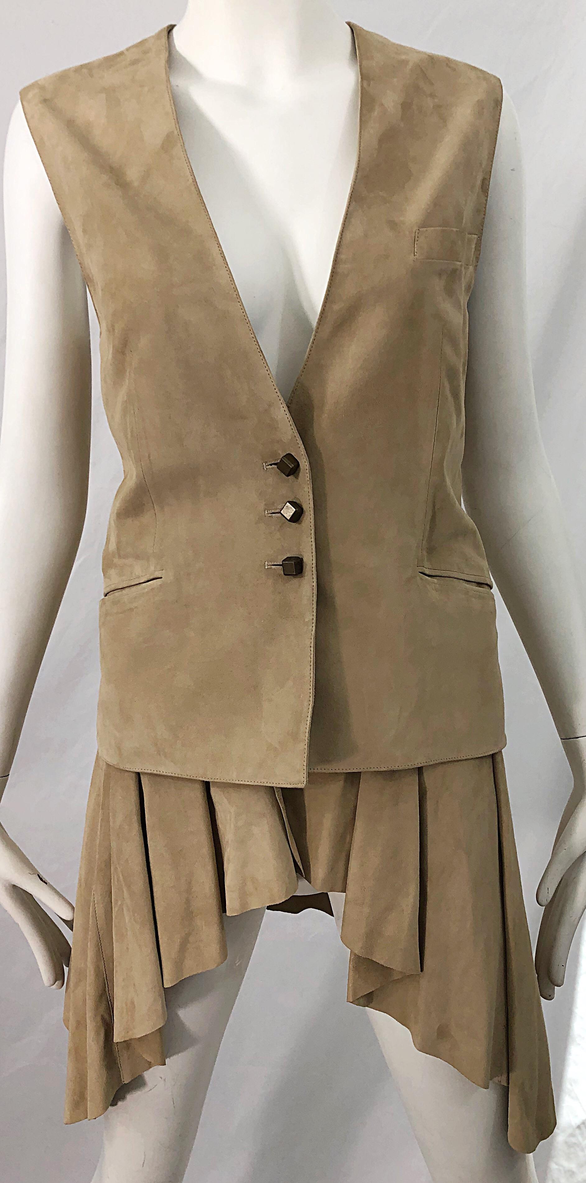 Emanuel Ungaro 1990s Tan Suede Leather Size 42 / 8 Dip Hem Vintage 90s Vest Top For Sale 2