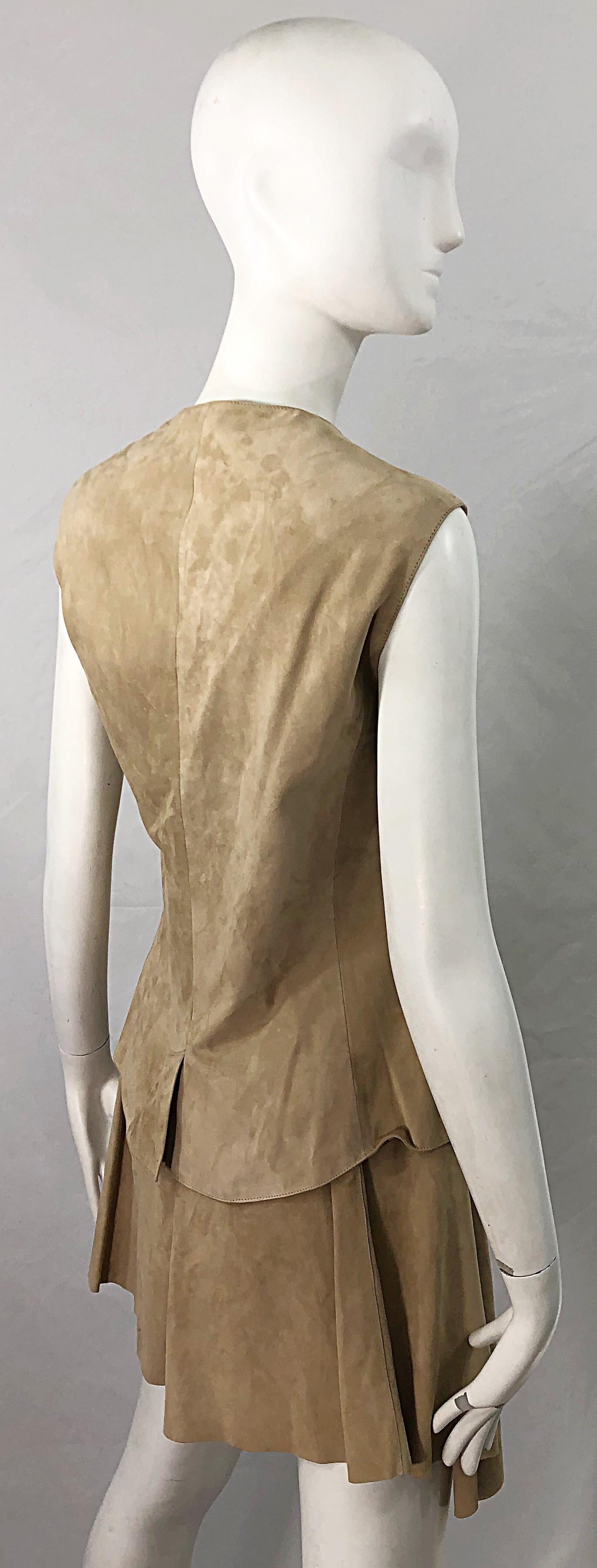 Emanuel Ungaro 1990s Tan Suede Leather Size 42 / 8 Dip Hem Vintage 90s Vest Top For Sale 5