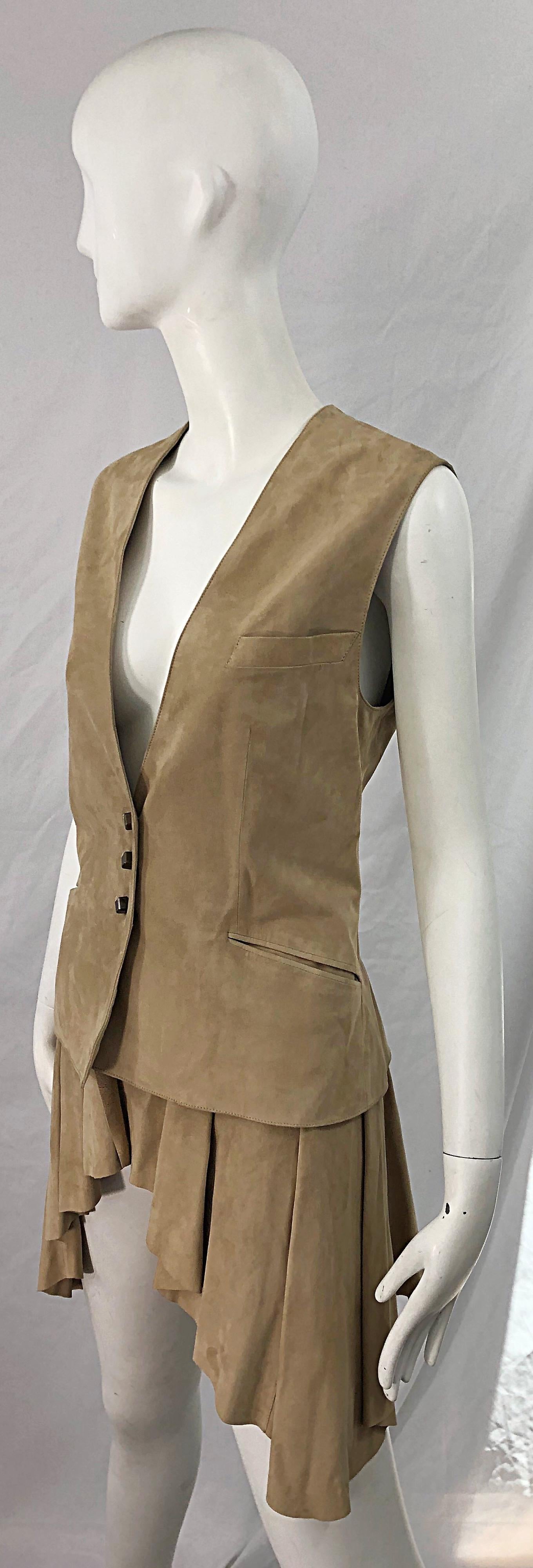 Brown Emanuel Ungaro 1990s Tan Suede Leather Size 42 / 8 Dip Hem Vintage 90s Vest Top For Sale