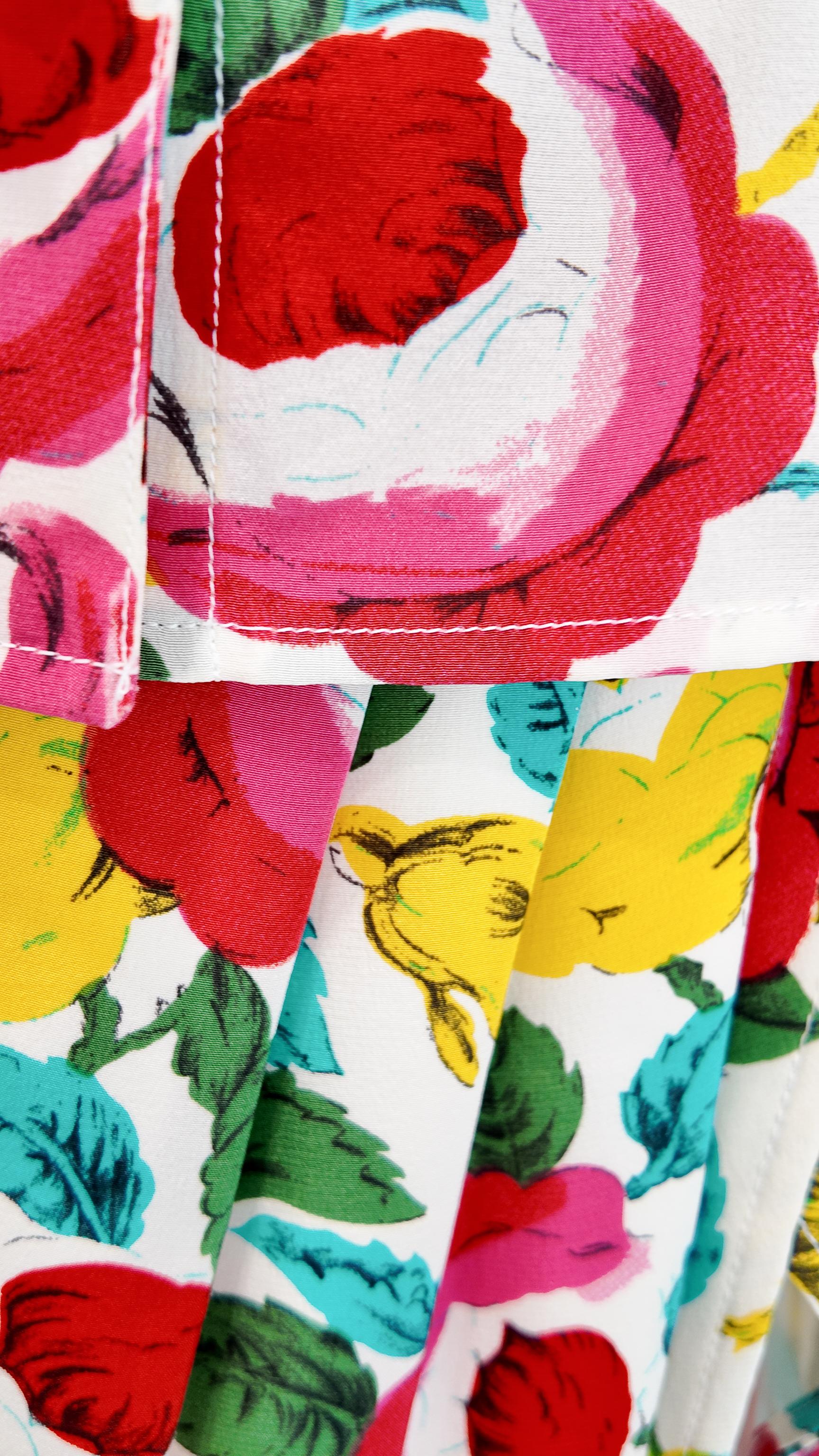 Conjunto de blusa y falda con estampado floral vintage de los años 90 de Emanuel Ungaro en venta 1