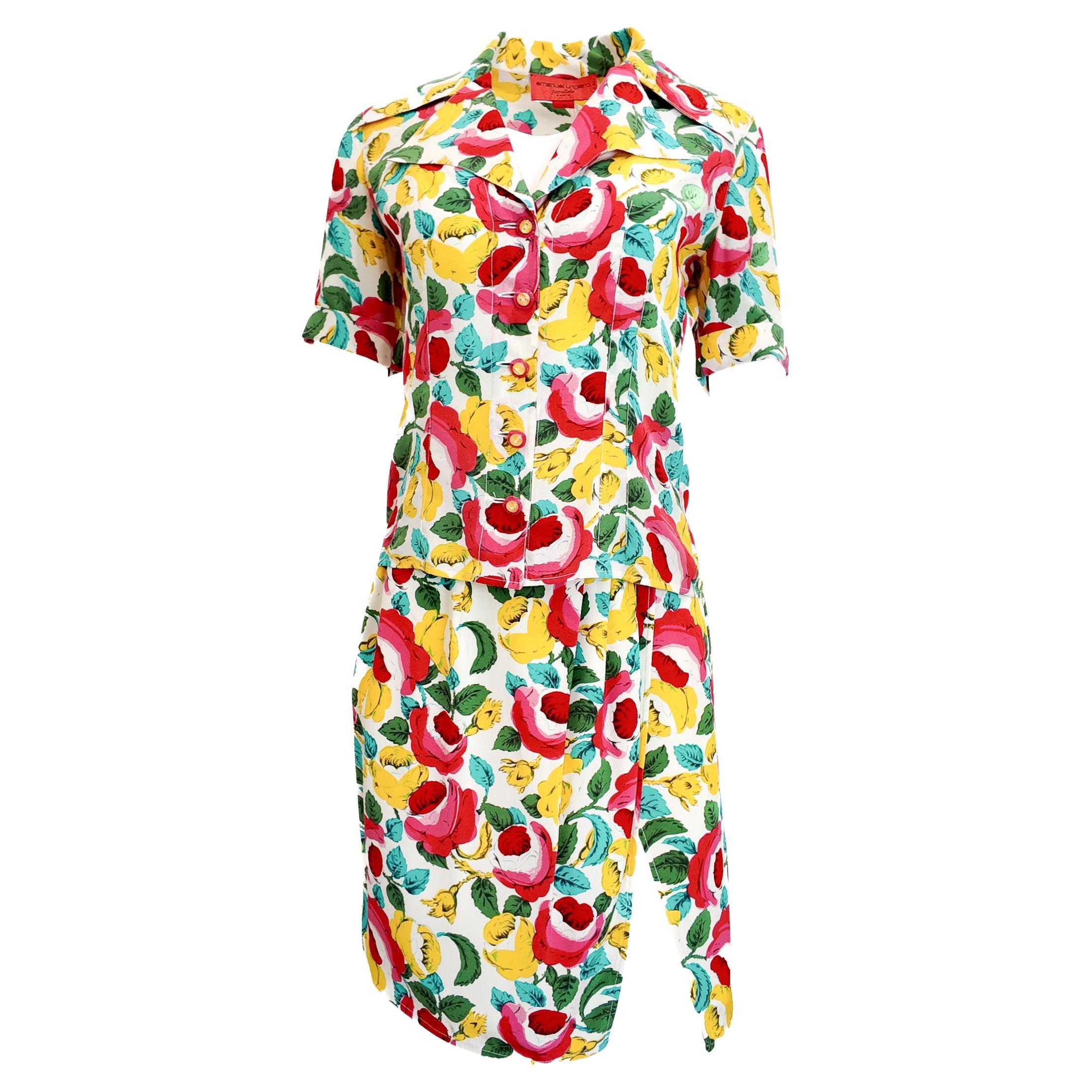 Conjunto de blusa y falda con estampado floral vintage de los años 90 de Emanuel Ungaro en venta