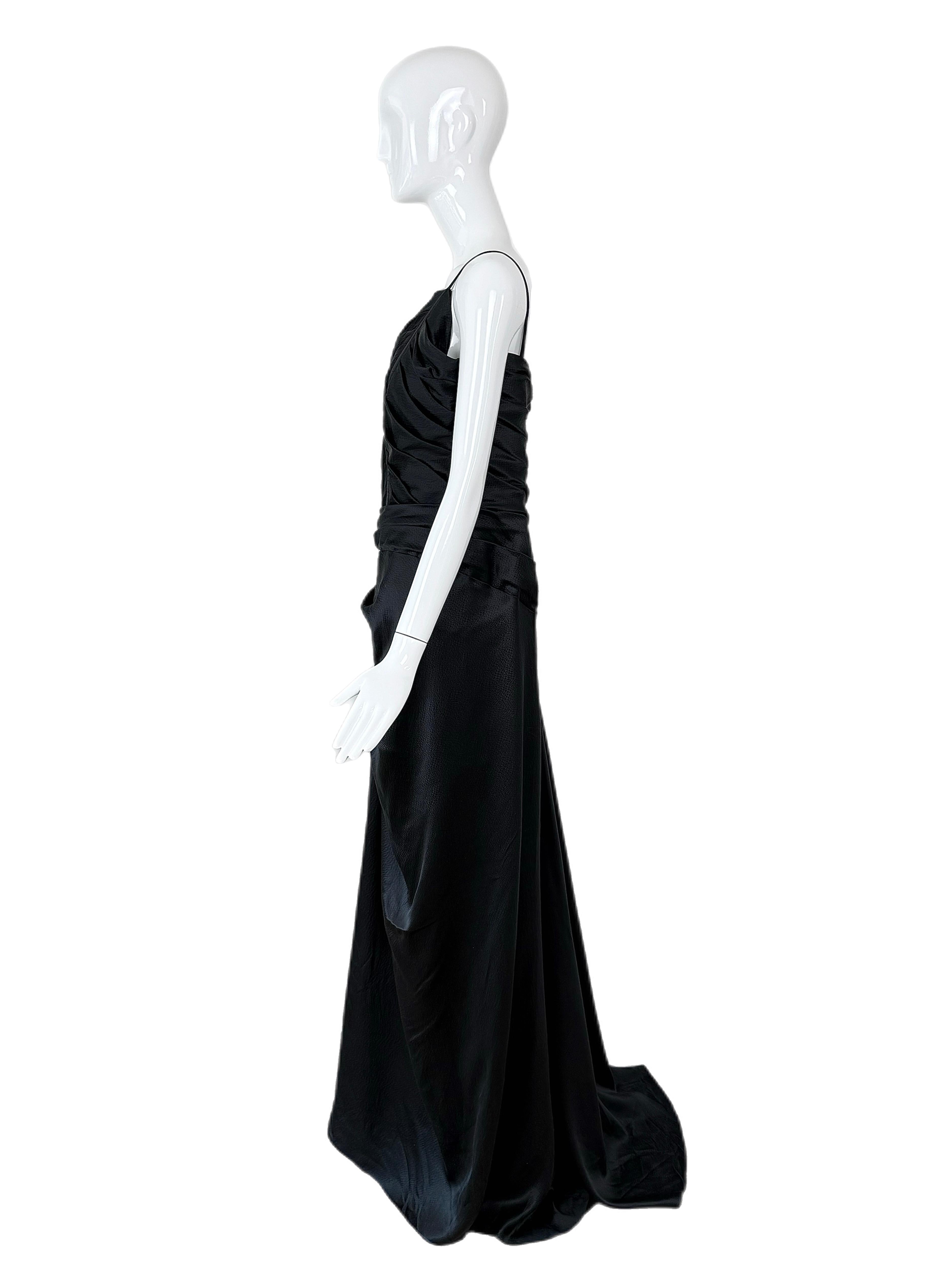 EMANUEL UNGARO 2007 Vintage Schwarzes Abendkleid aus gehämmerter Seide im Angebot 2