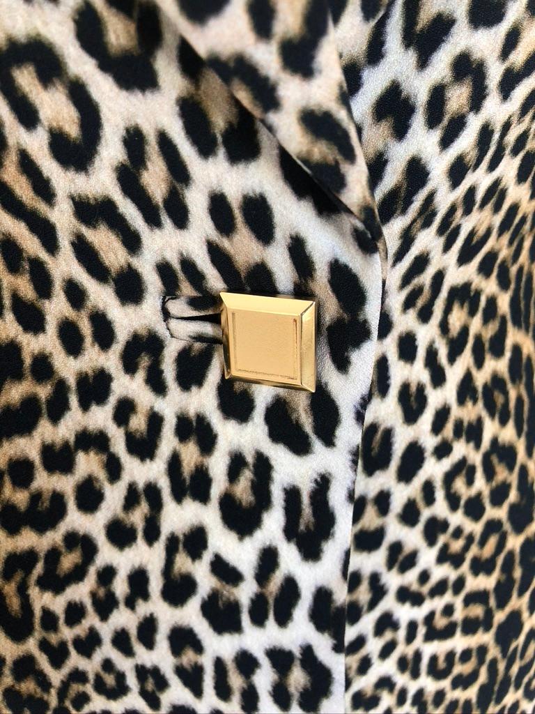 This blazer is wonderfully Parisian, expertly mixing leopard and polka dots takes a standard blazer from basic to chic. 