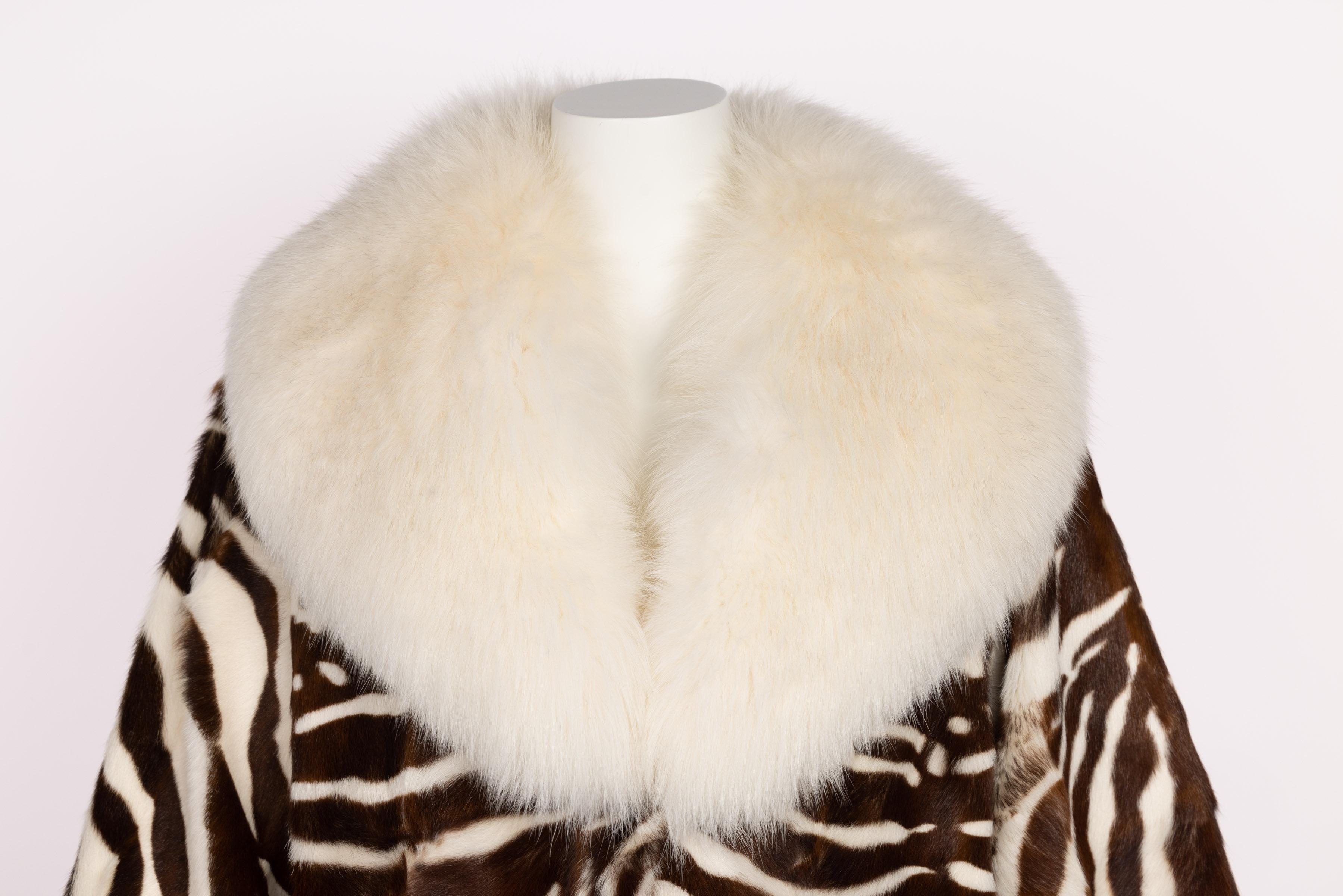 Emanuel Ungaro Brown Zebra Print Ivory Fur Collar Jacket In Excellent Condition For Sale In Boca Raton, FL
