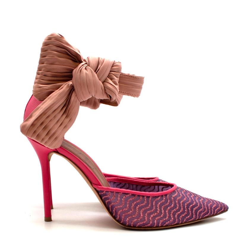 Emanuel Ungaro By Malone Souliers Pink Leather & Mesh Bow Heeled Shoes

-Made of satin leather and glittery mesh 
-Beautiful textured bow detail to the ankles 
-Gorgeous pink and purple hues 
-Soft leather lining 
-Stiletto heels
-Zip fastening to