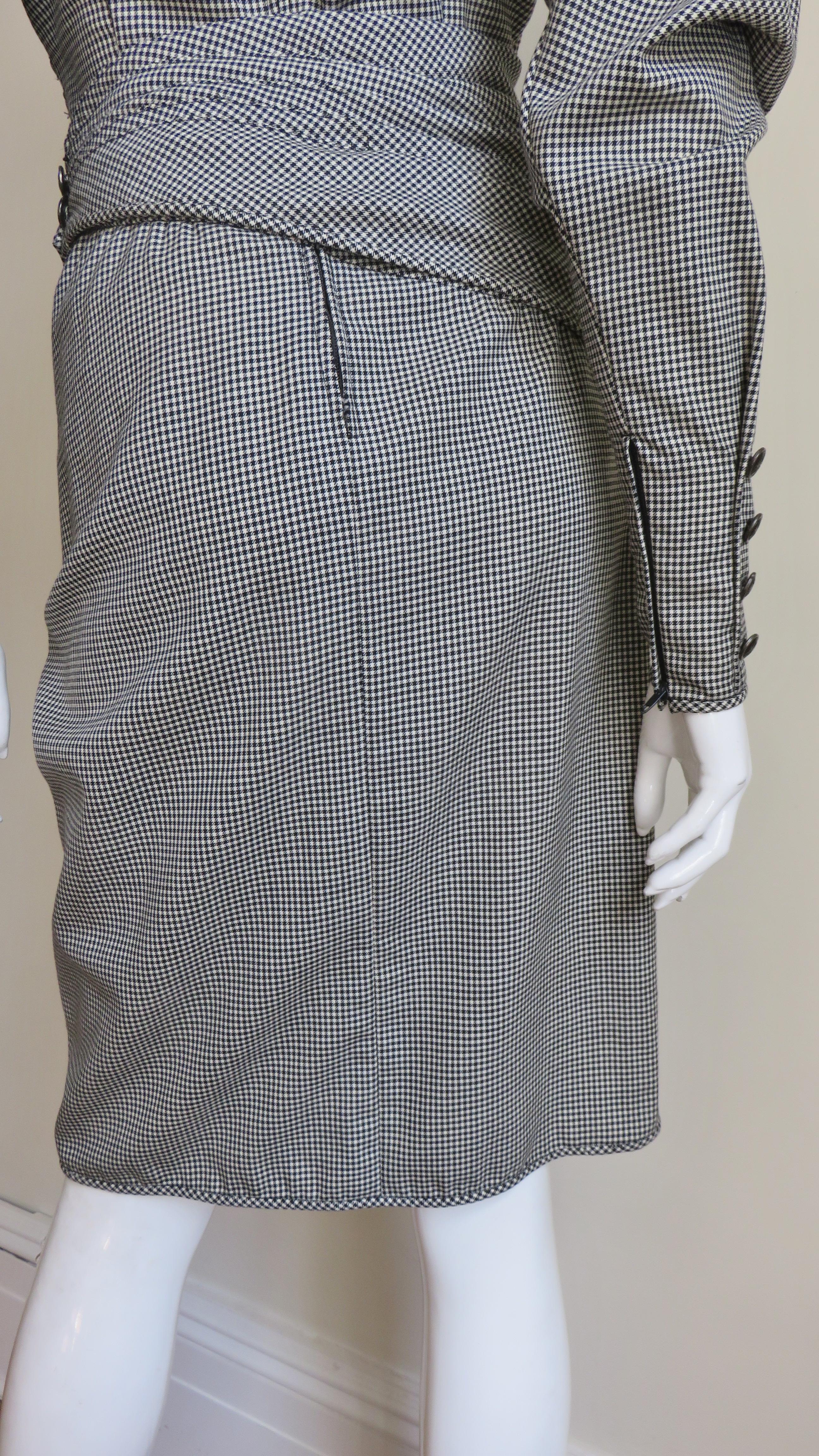 Emanuel Ungaro - Robe drapée à carreaux en vente 9