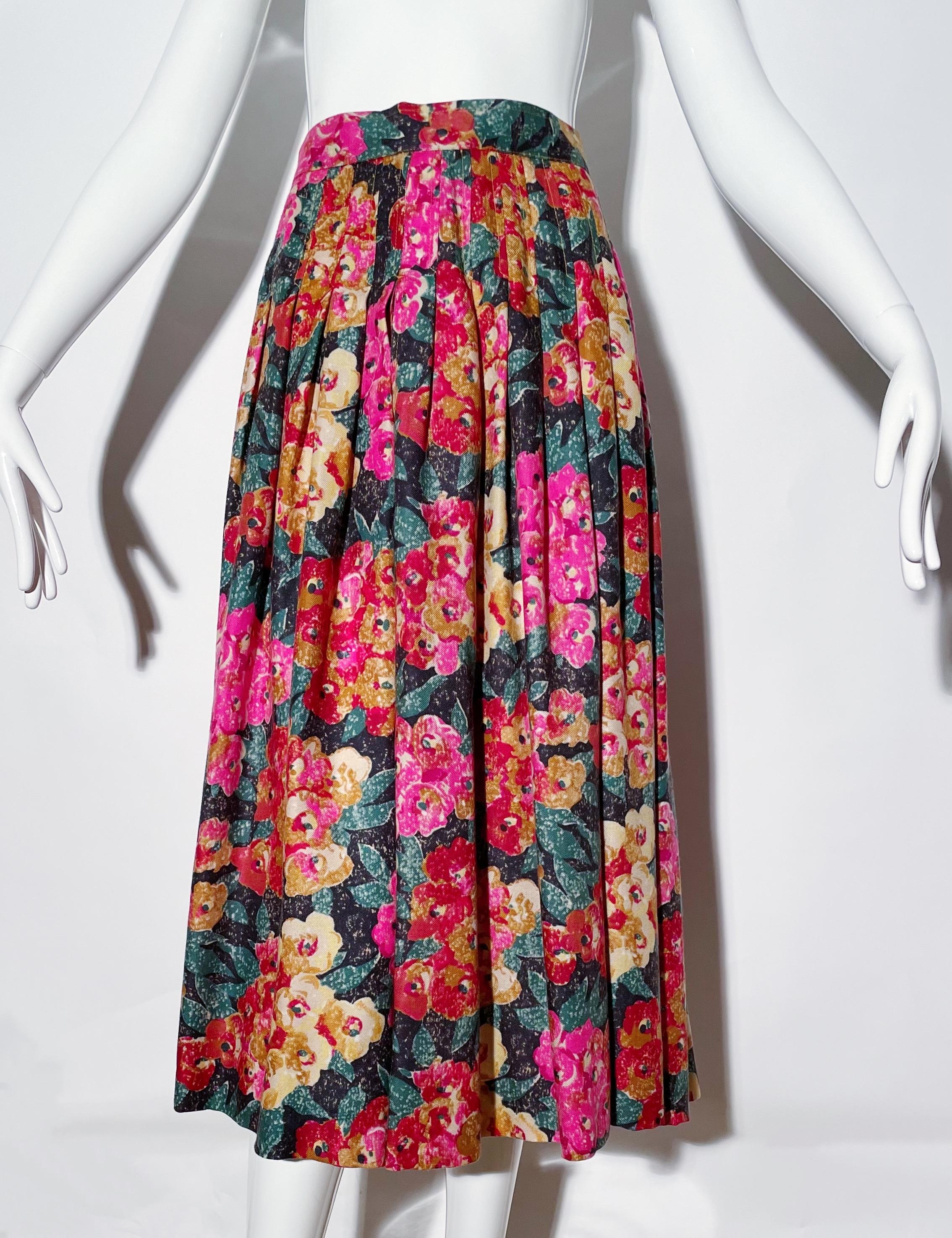 Women's Emanuel Ungaro Floral Pleated Skirt  For Sale