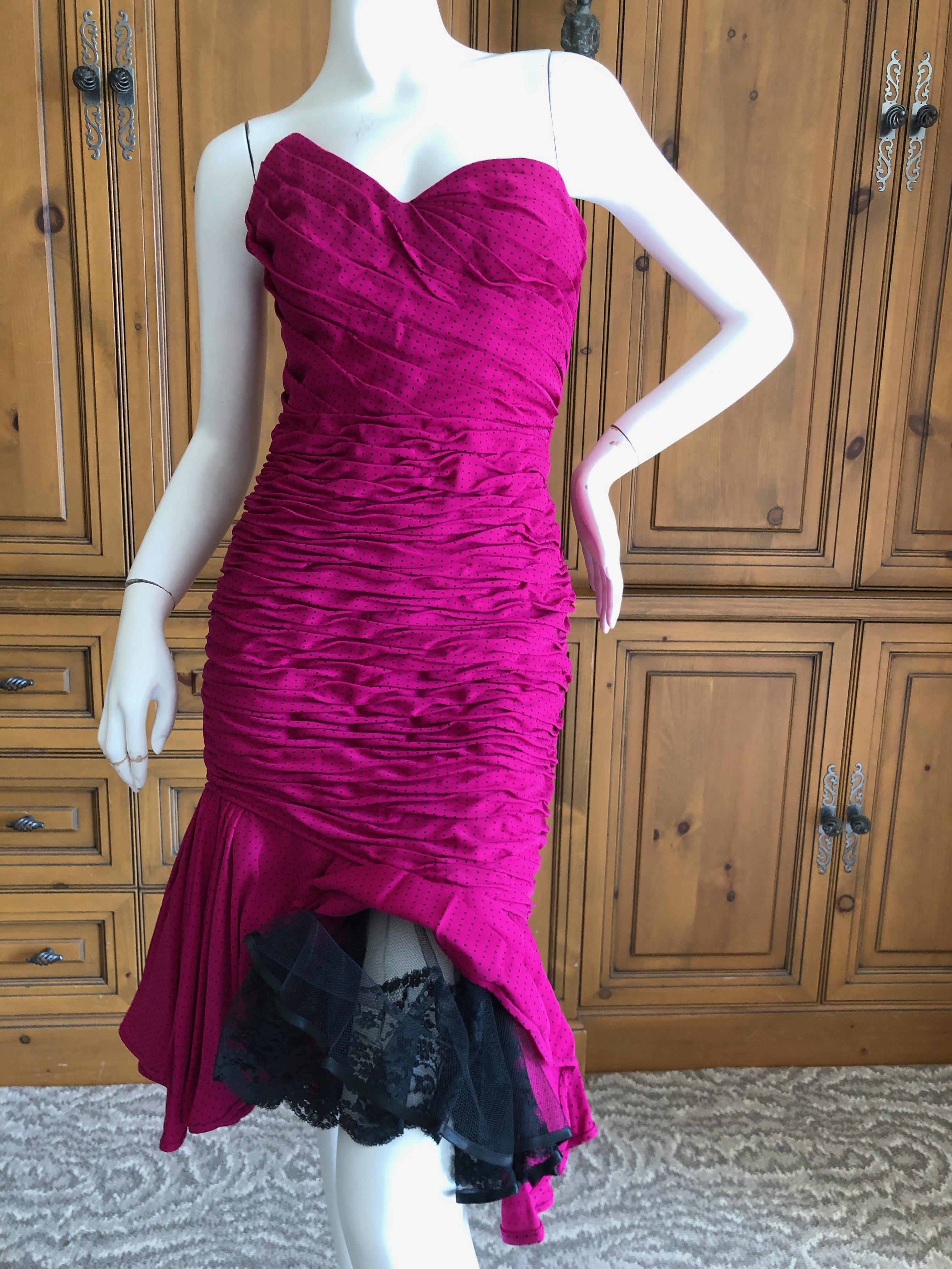 Emanuel Ungaro Parallel Fall 1984 Shirred Strapless Evening Dress w Lace Hem In Excellent Condition For Sale In Cloverdale, CA
