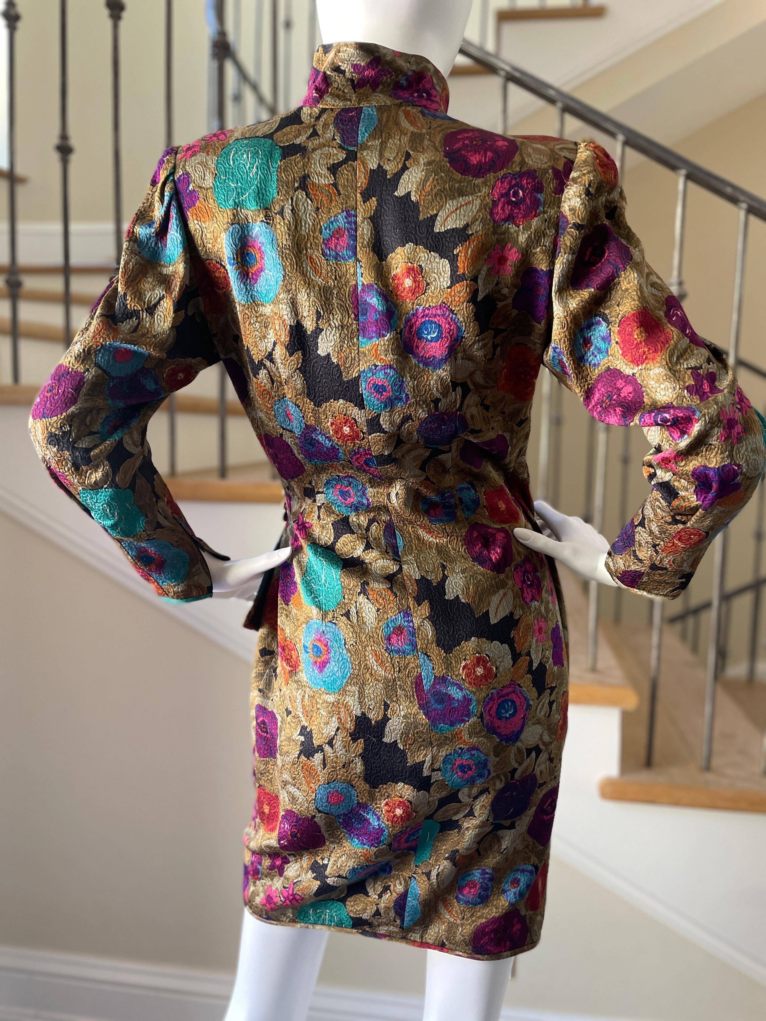 Emanuel Ungaro Parallel Vintage Starke Schulter Gold geblümtes Kleid mit seitlicher Volant 3