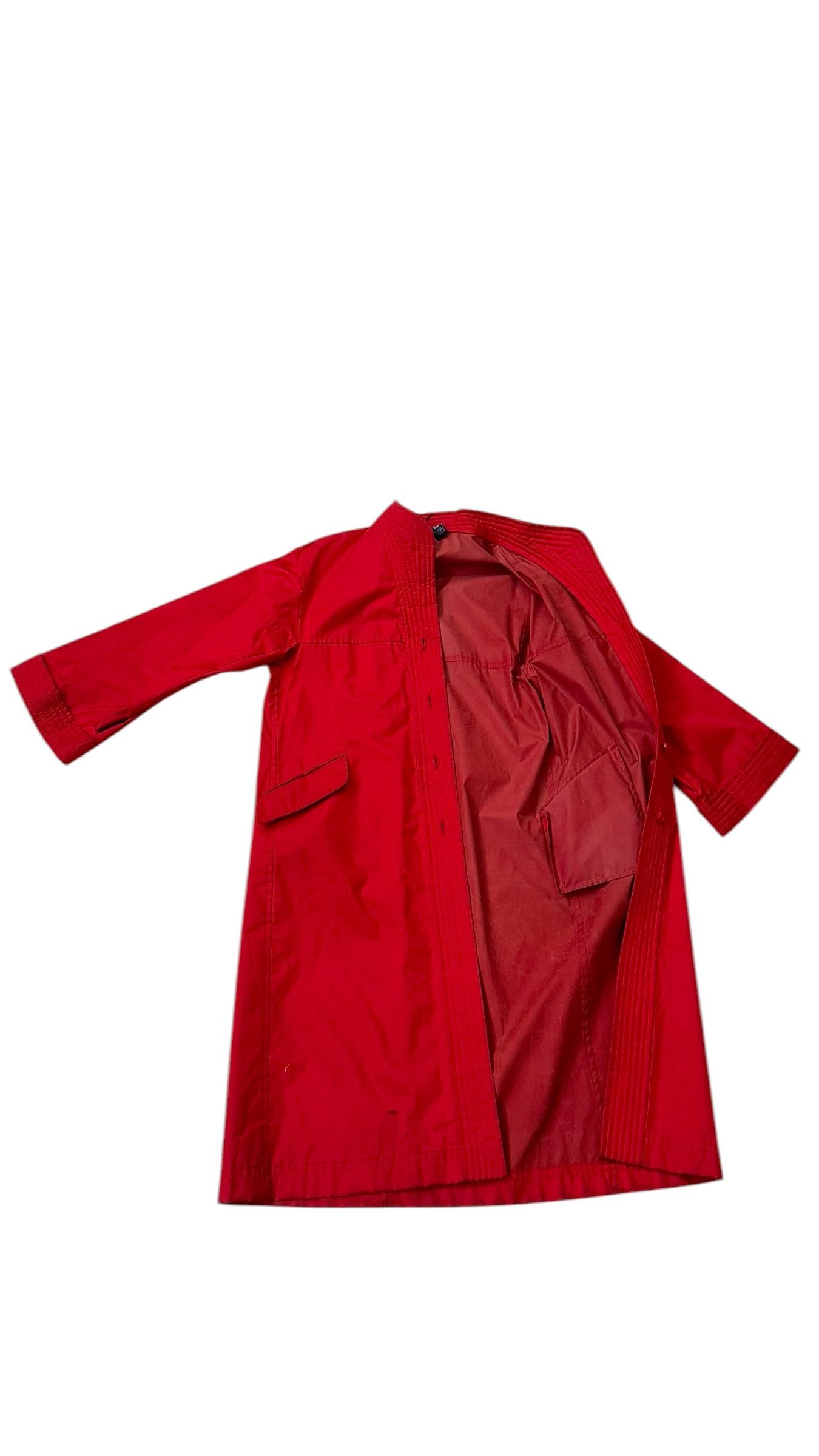Emanuel Ungaro Parallèle Vintage Red Duster Coat In Good Condition For Sale In Milano, IT